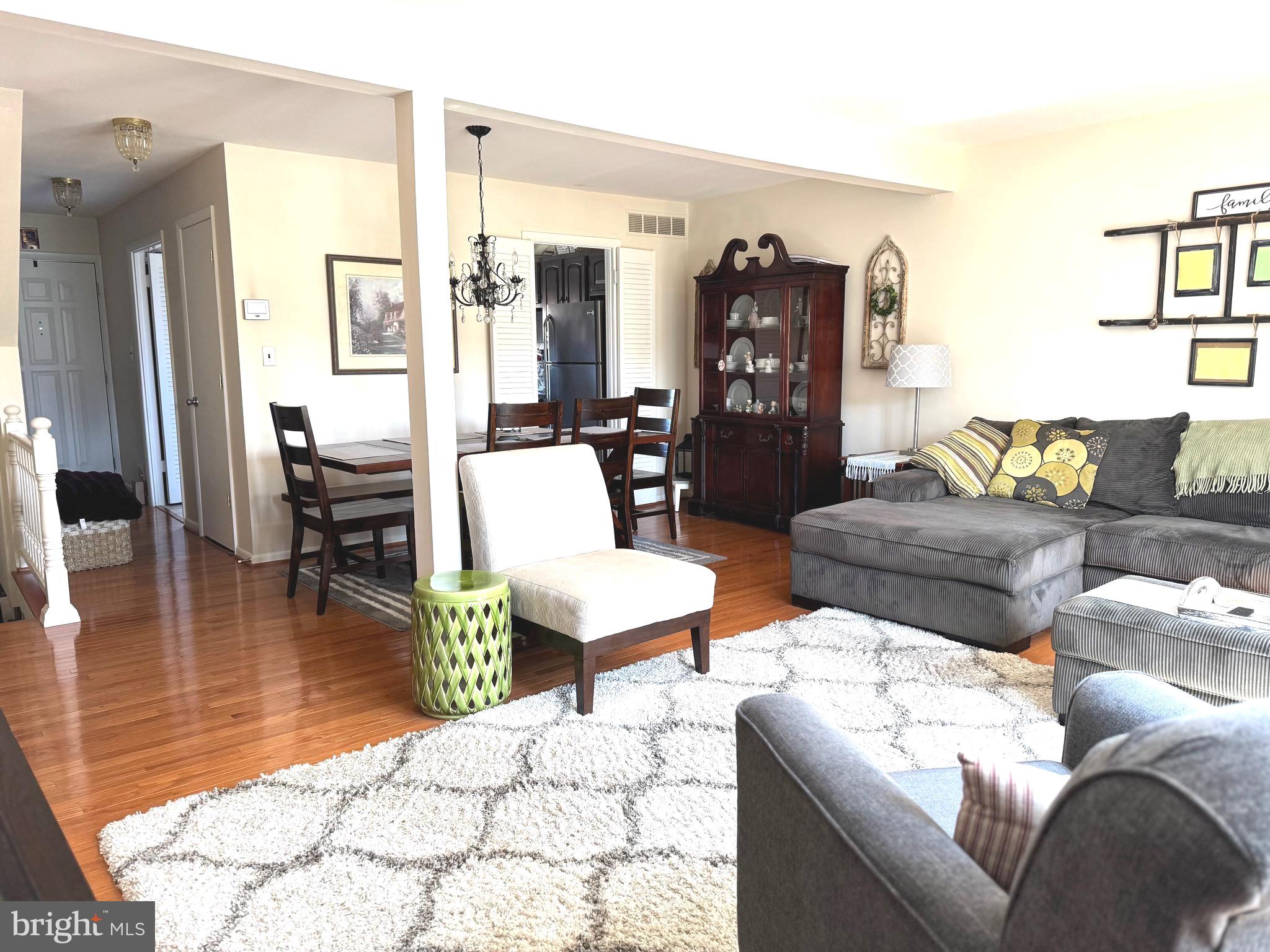 DONCASTER VILLAGE - Residential