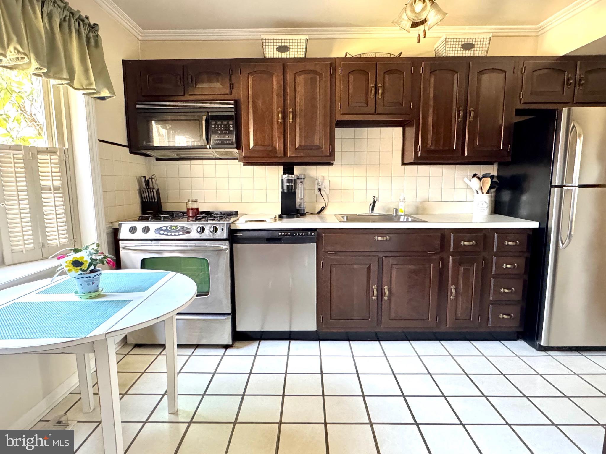 DONCASTER VILLAGE - Residential