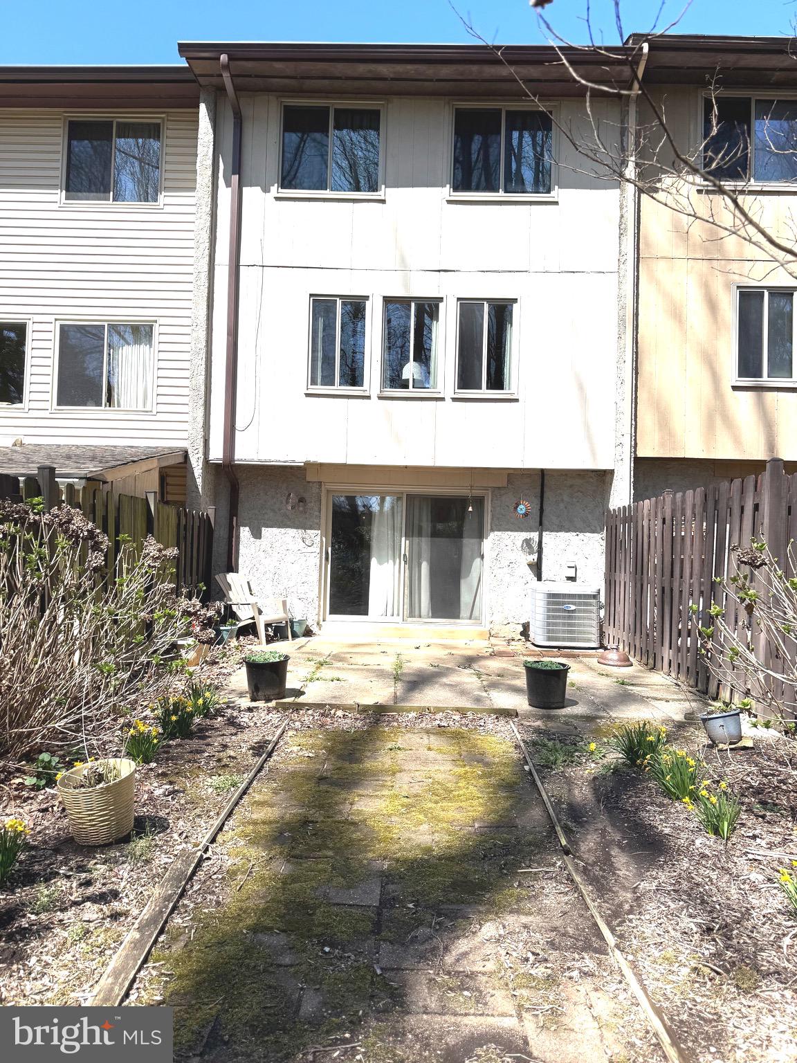 DONCASTER VILLAGE - Residential