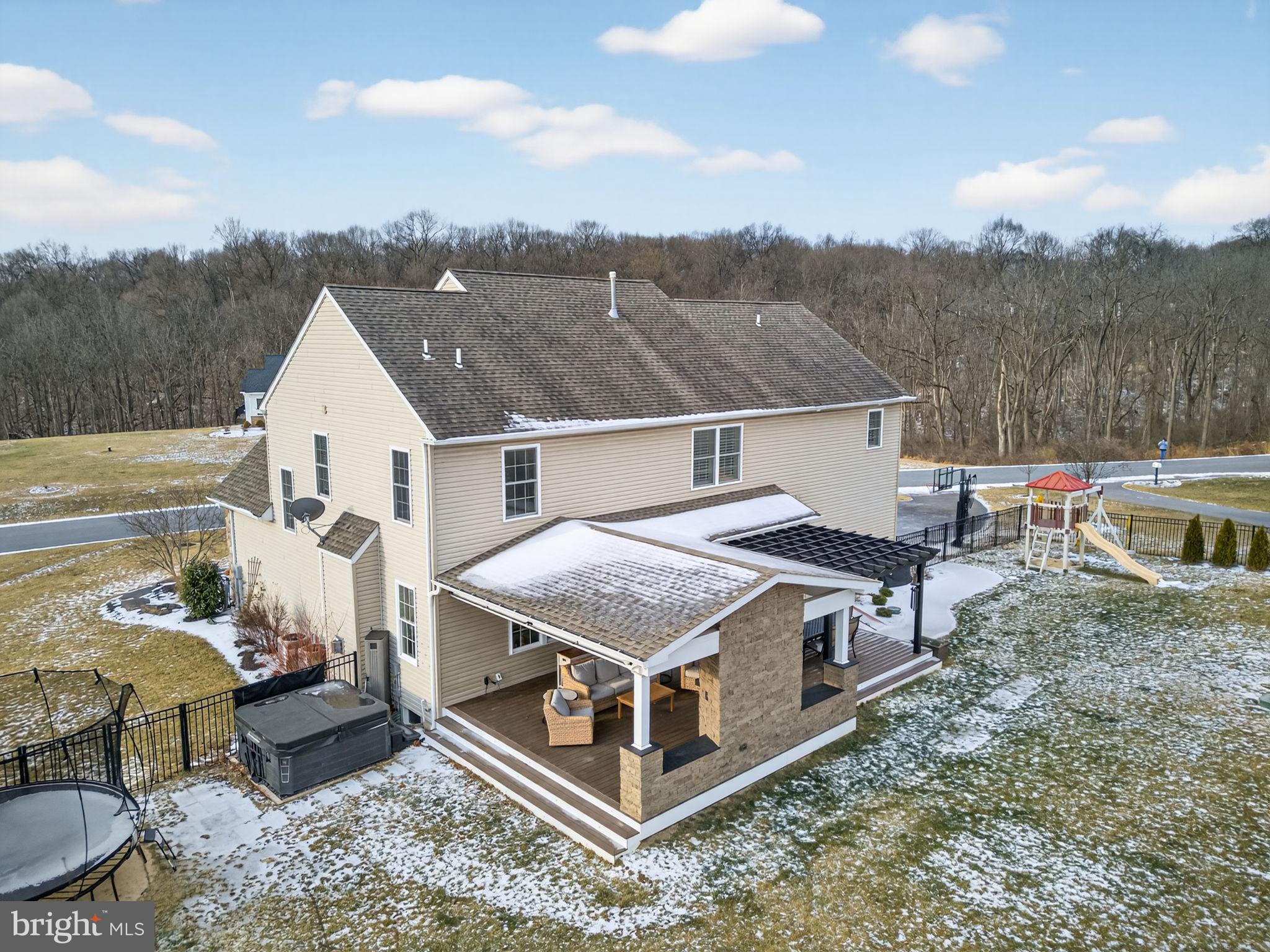 1455 SARATOGA CIRCLE