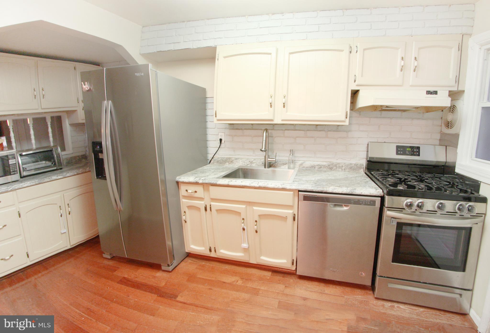 AIRAGE VILLAGE - Residential