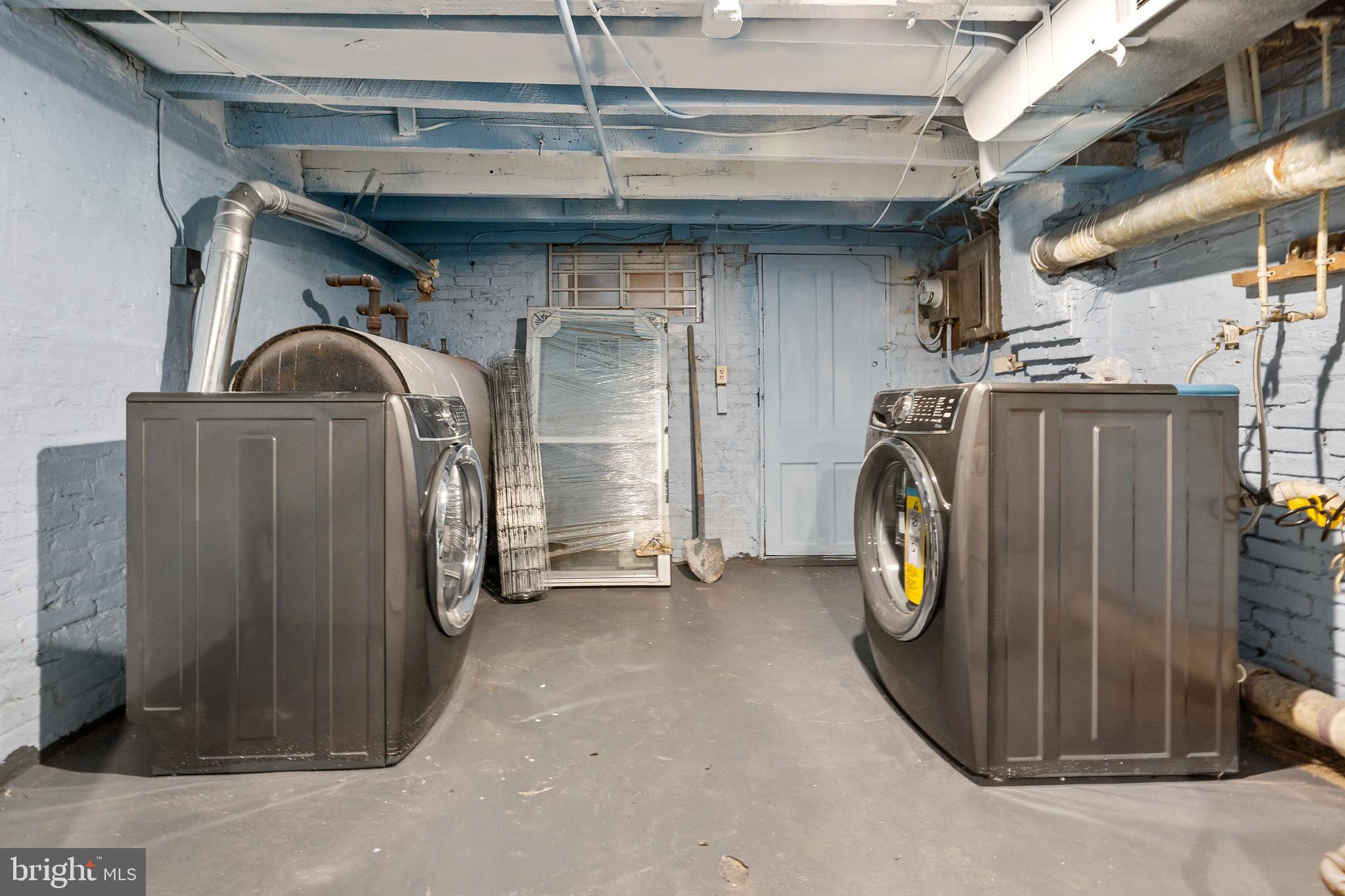 BIDDLE STREET - Residential