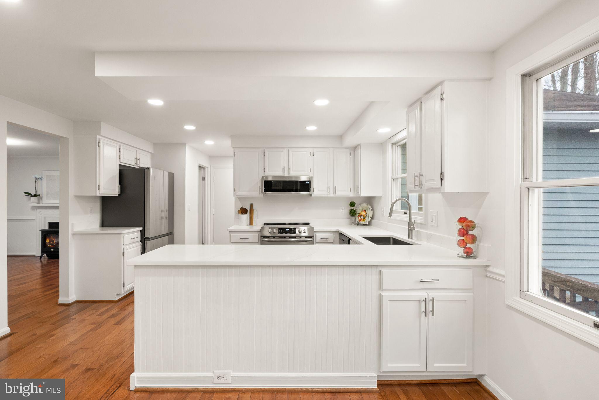 NEWINGTON FOREST - Residential