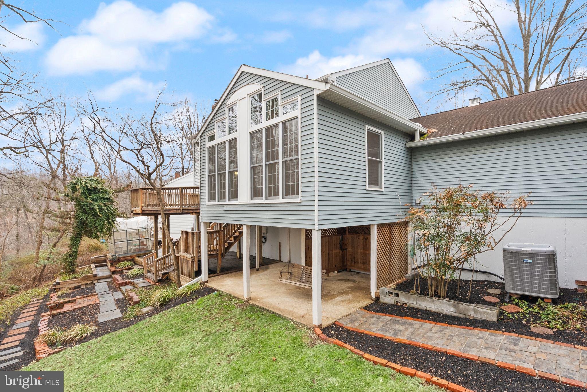 NEWINGTON FOREST - Residential