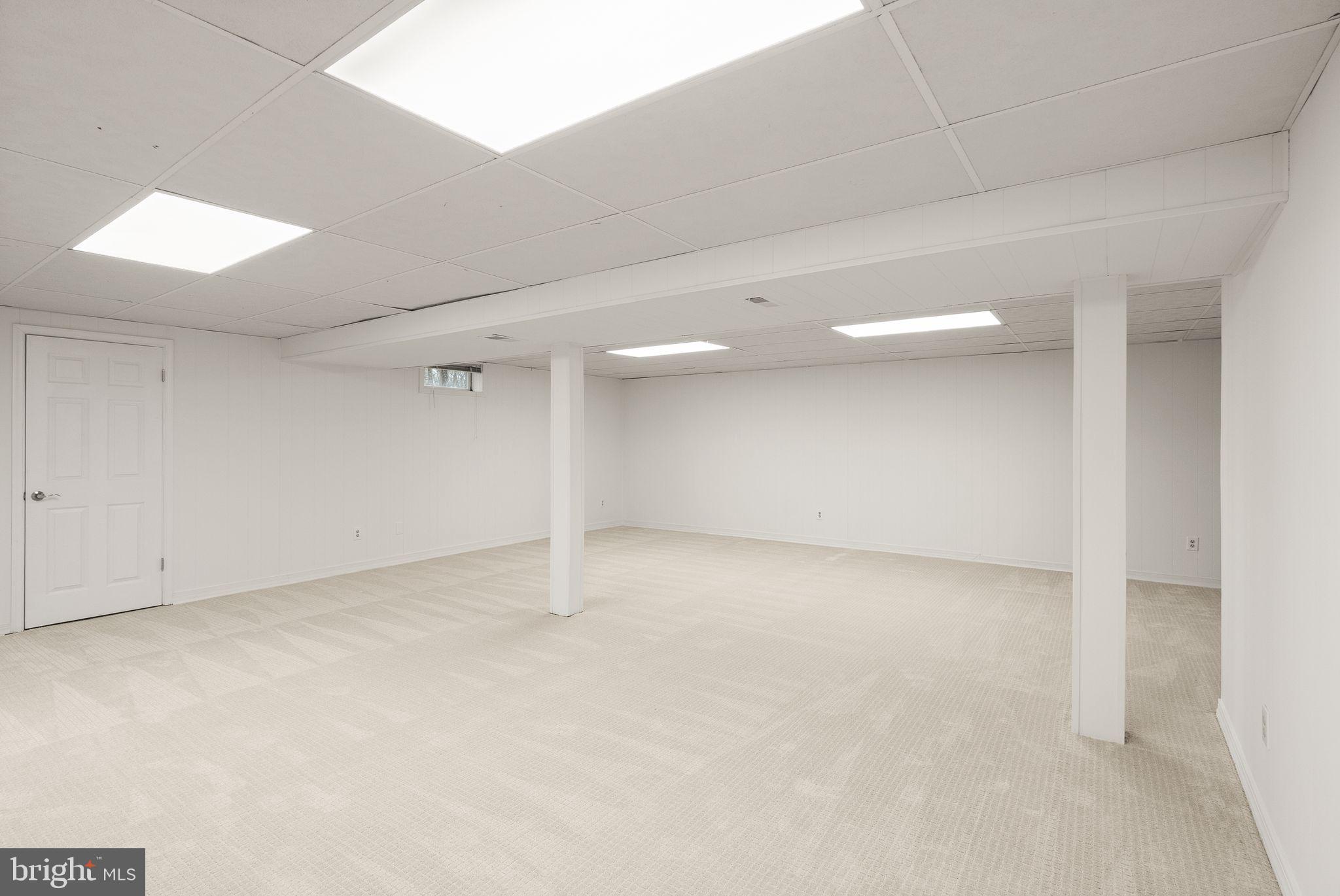 NEWINGTON FOREST - Residential