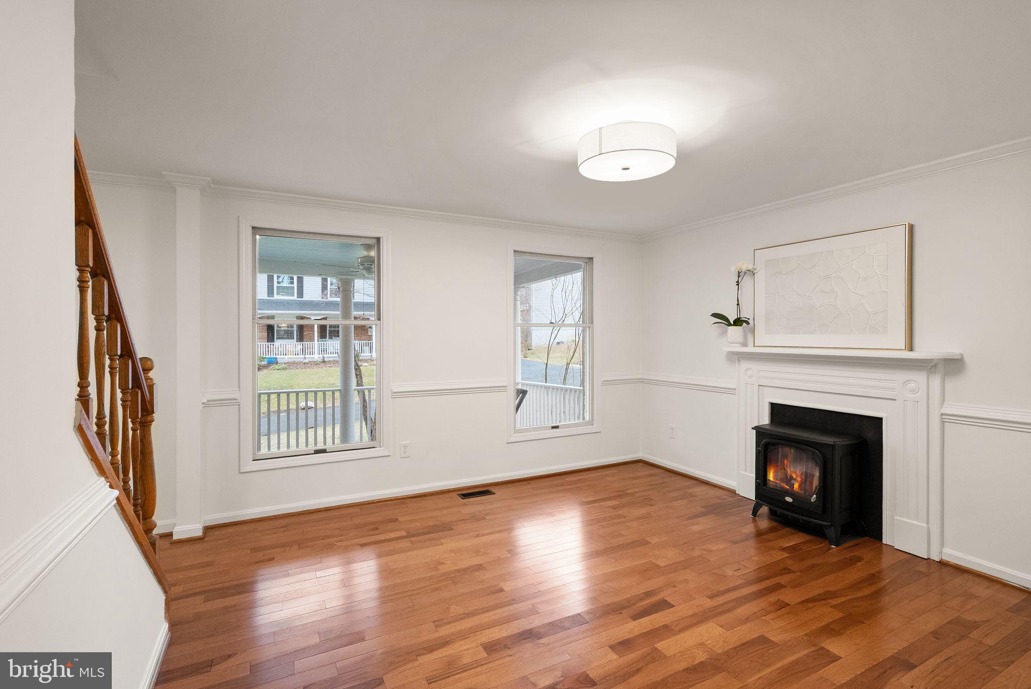 NEWINGTON FOREST - Residential