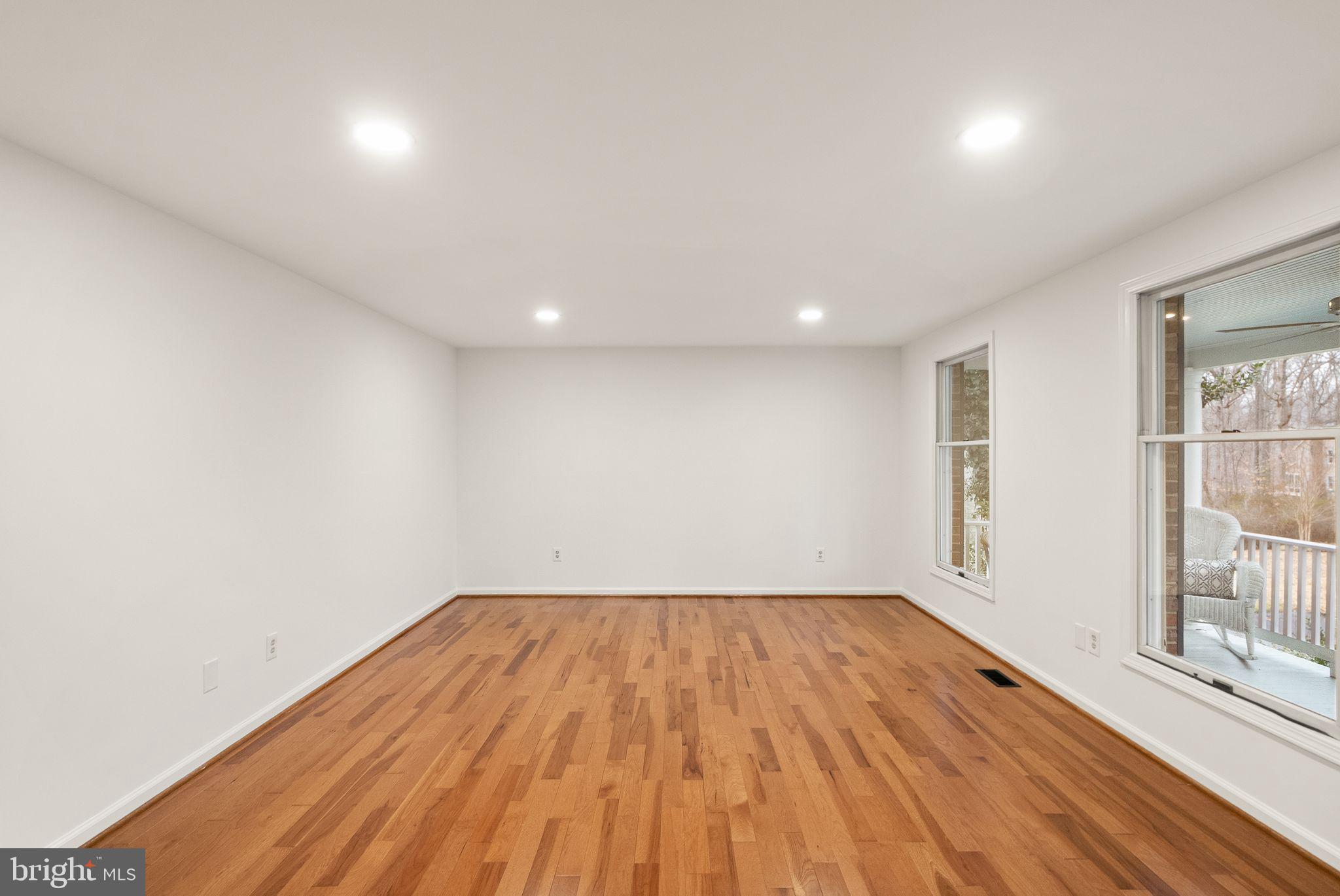 NEWINGTON FOREST - Residential