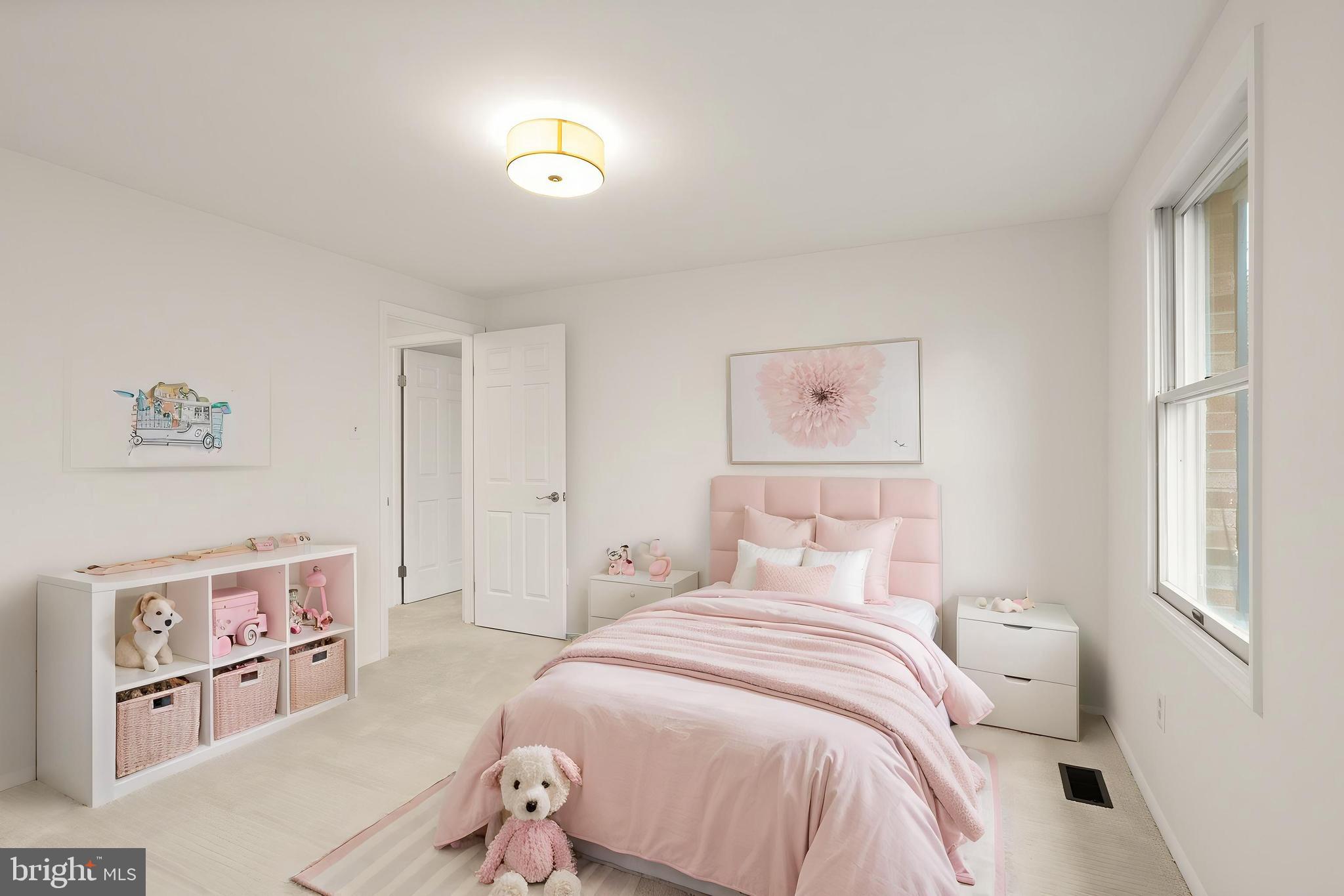 NEWINGTON FOREST - Residential