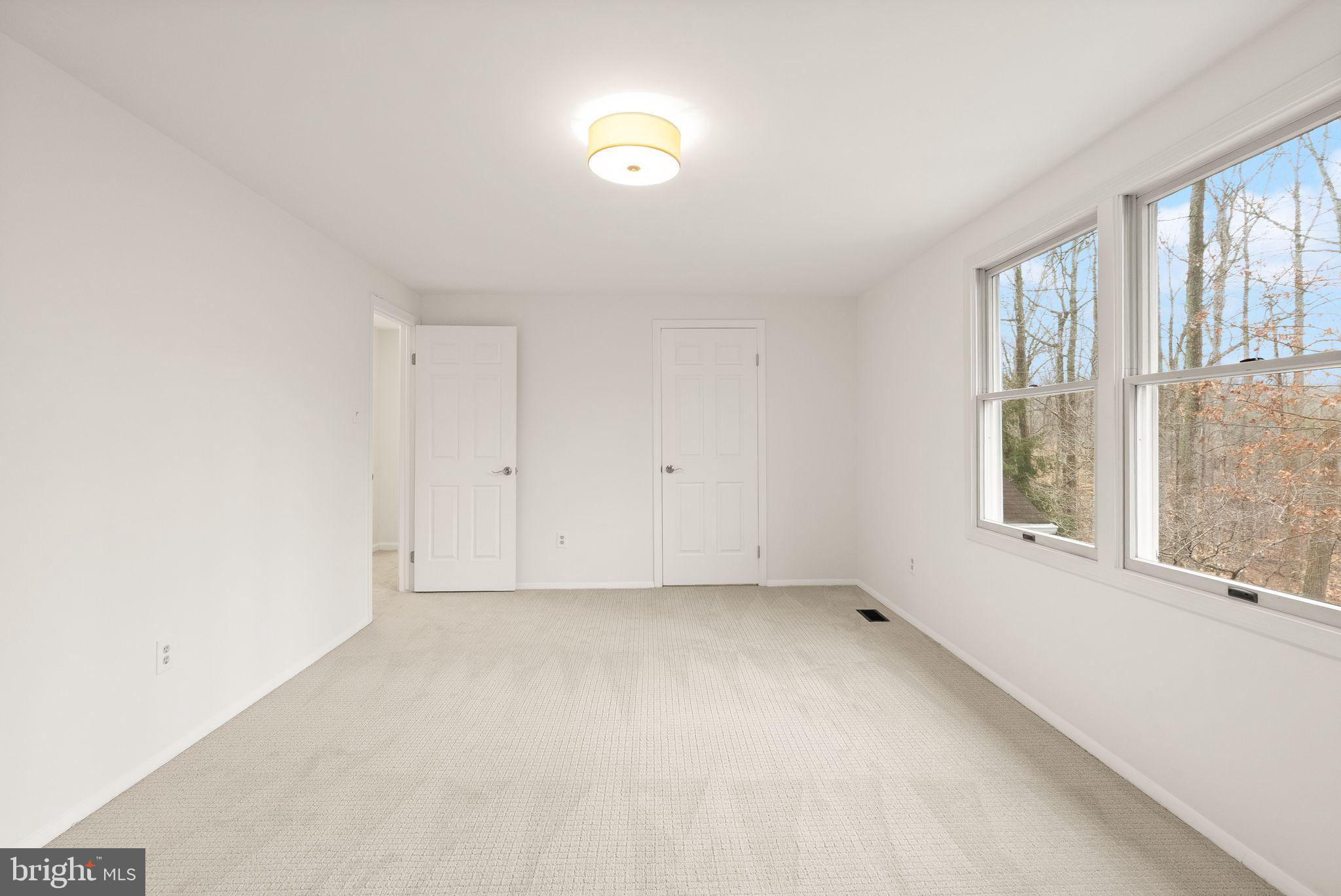 NEWINGTON FOREST - Residential