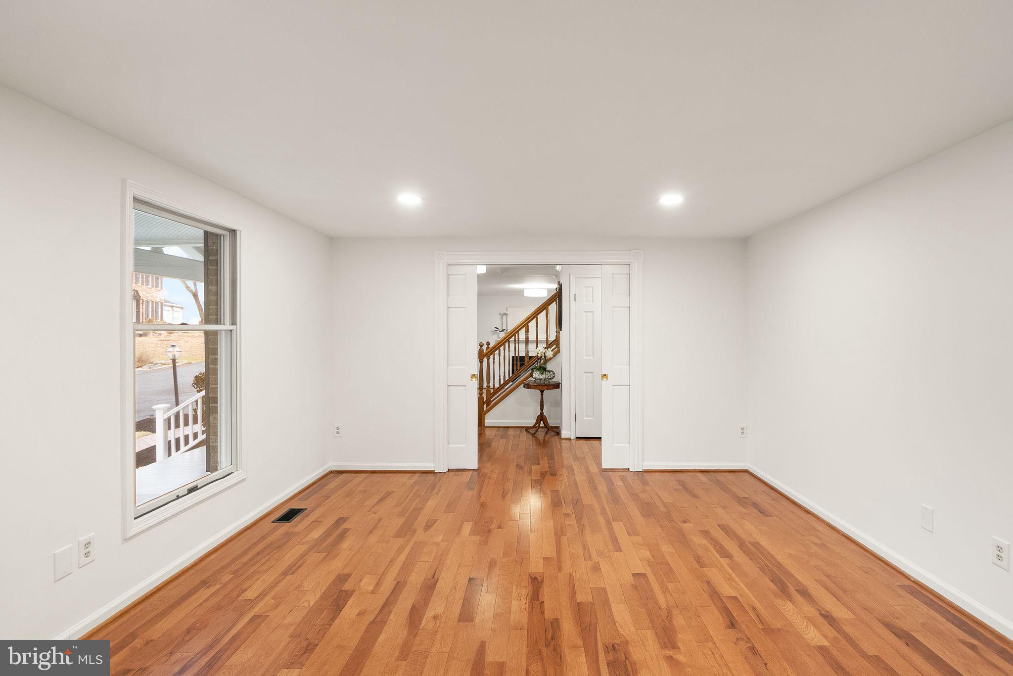 NEWINGTON FOREST - Residential