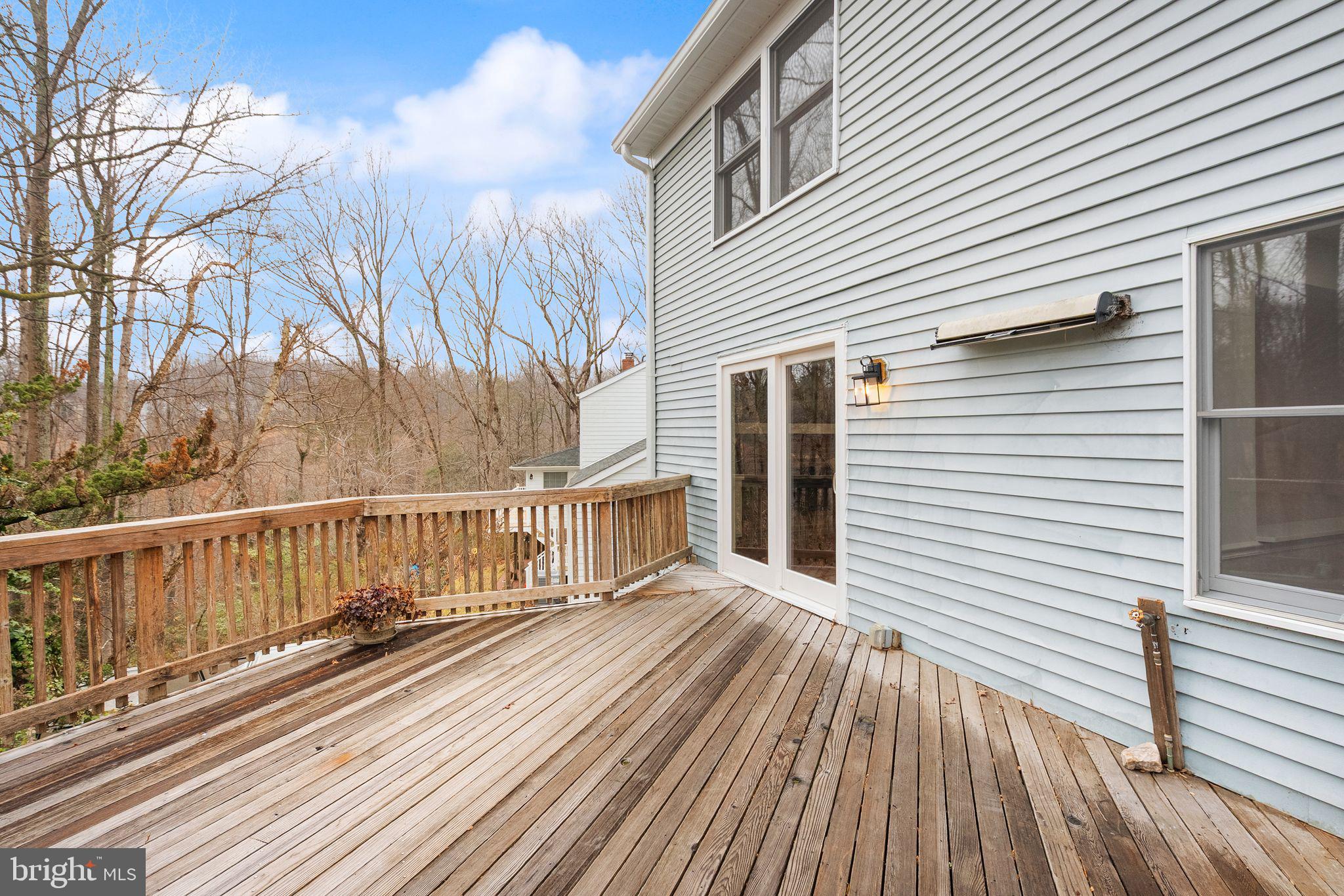 NEWINGTON FOREST - Residential