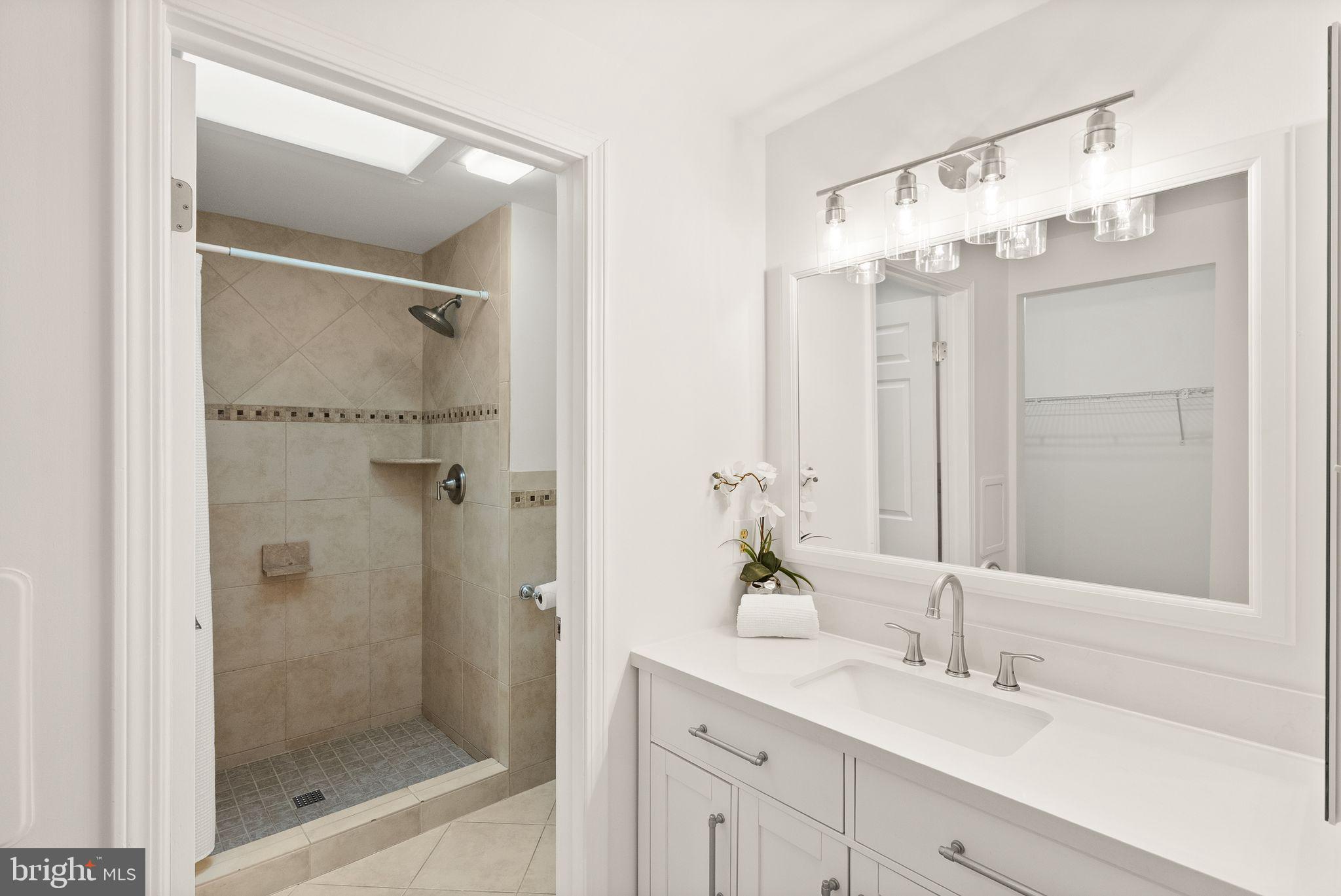 NEWINGTON FOREST - Residential