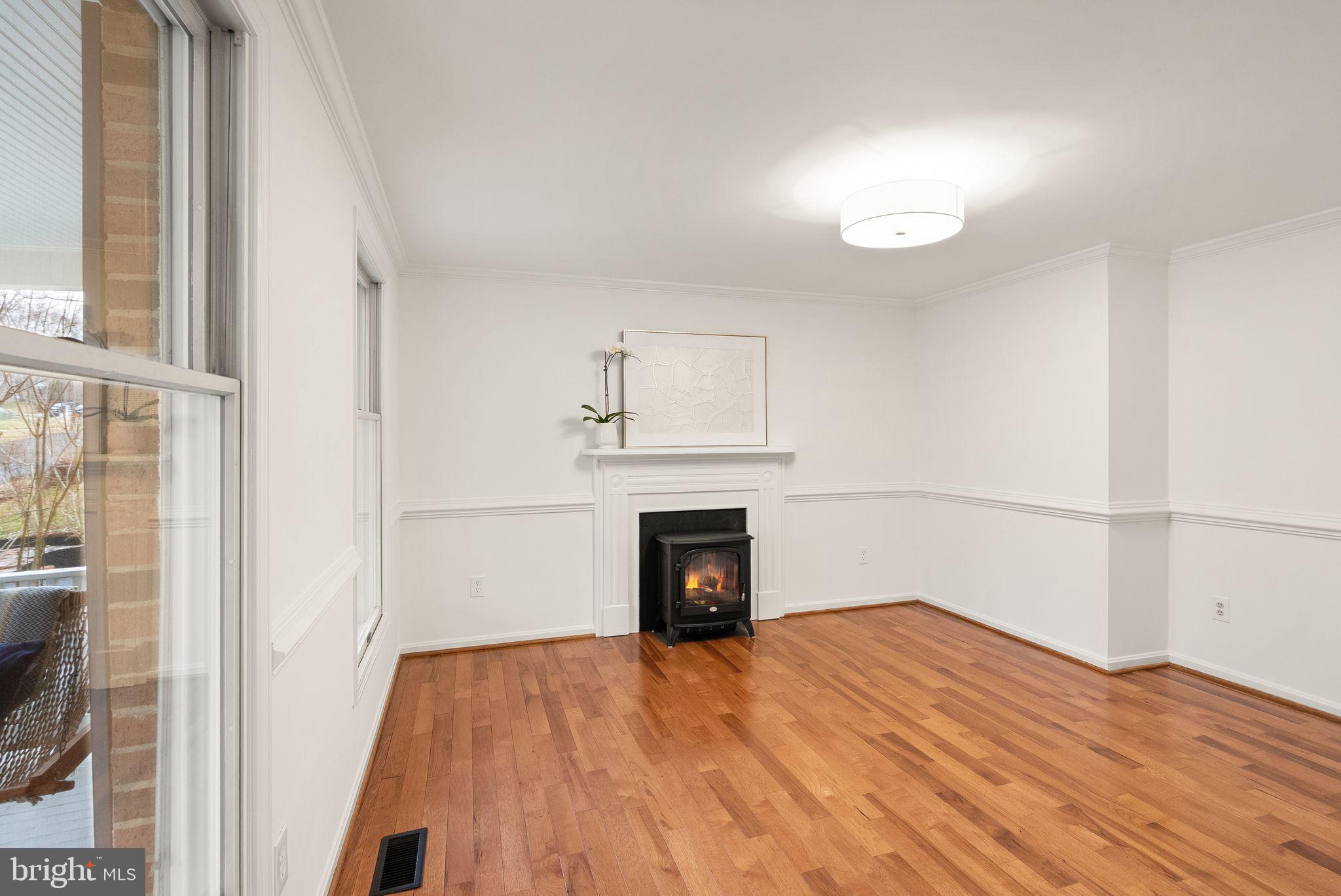 NEWINGTON FOREST - Residential