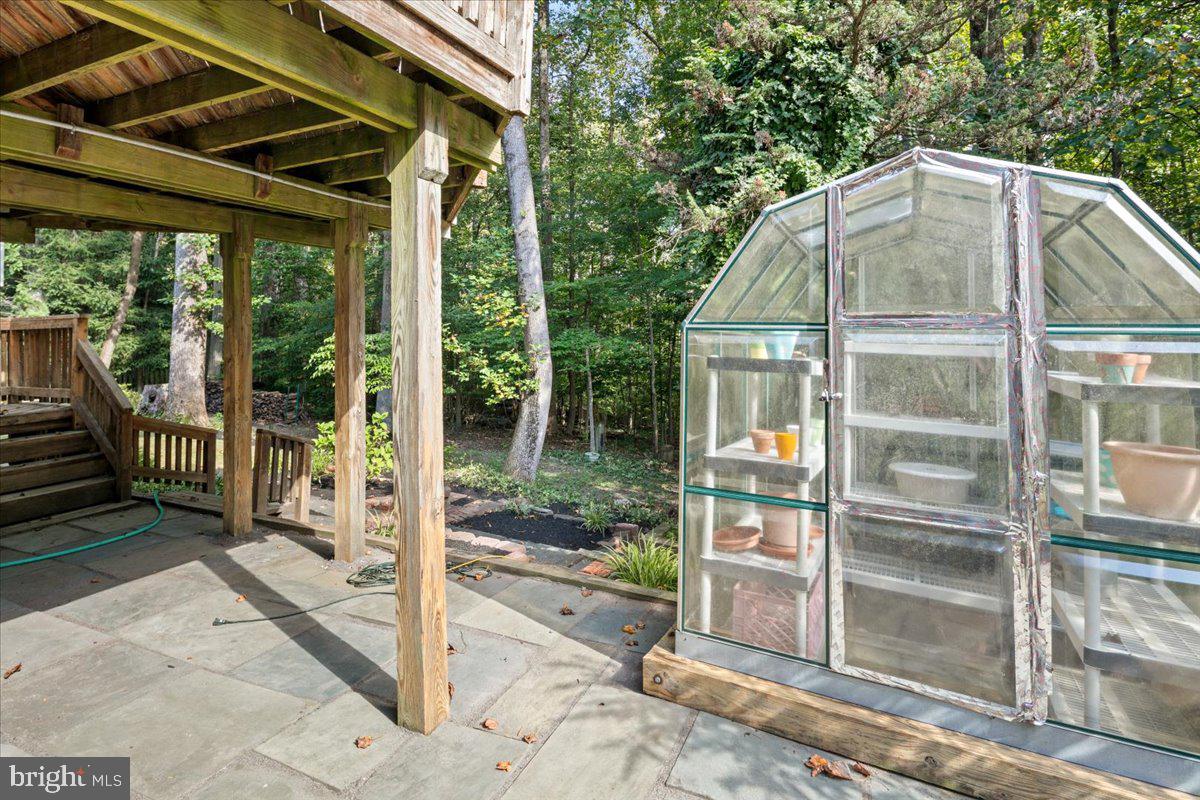 NEWINGTON FOREST - Residential