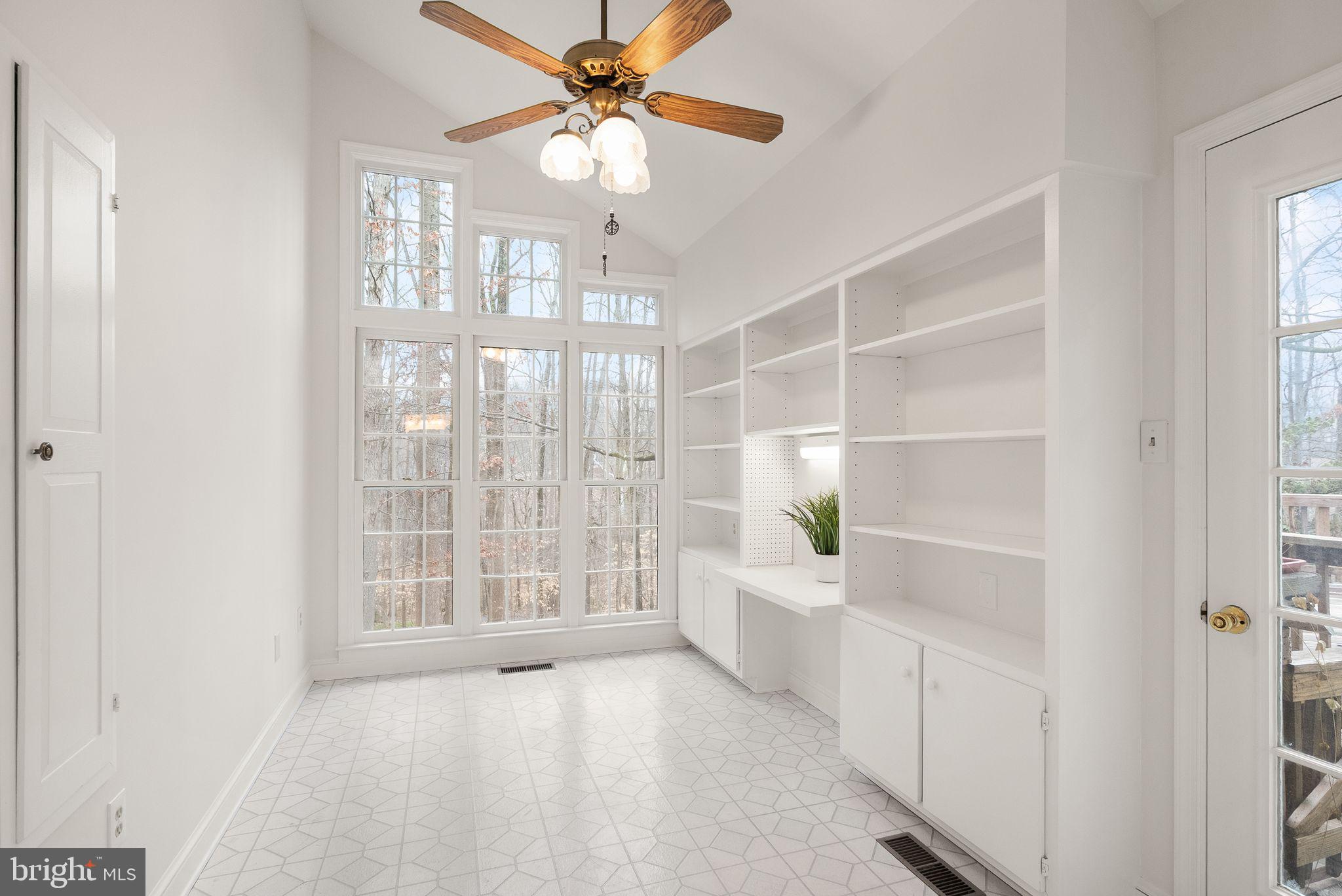 NEWINGTON FOREST - Residential