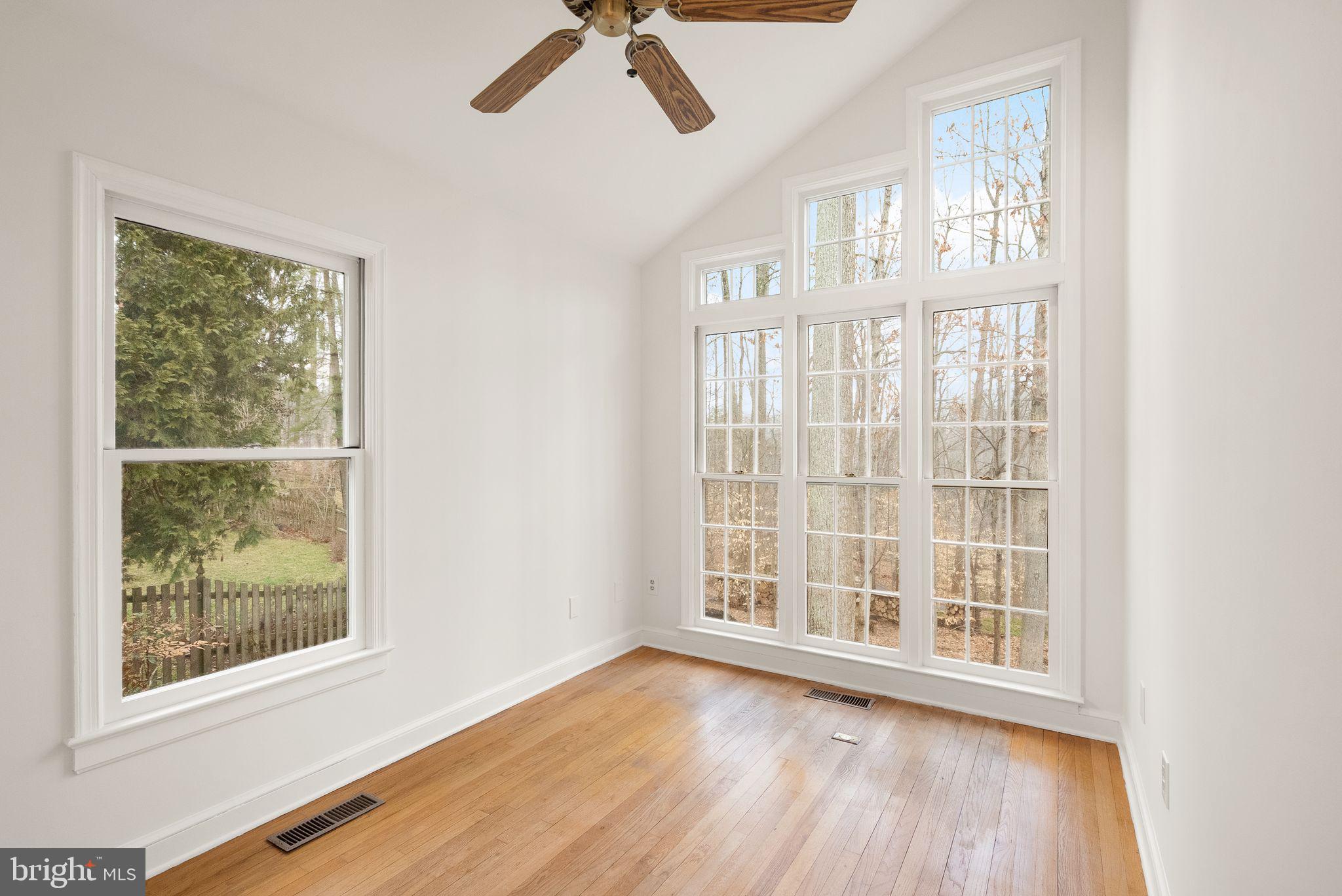 NEWINGTON FOREST - Residential