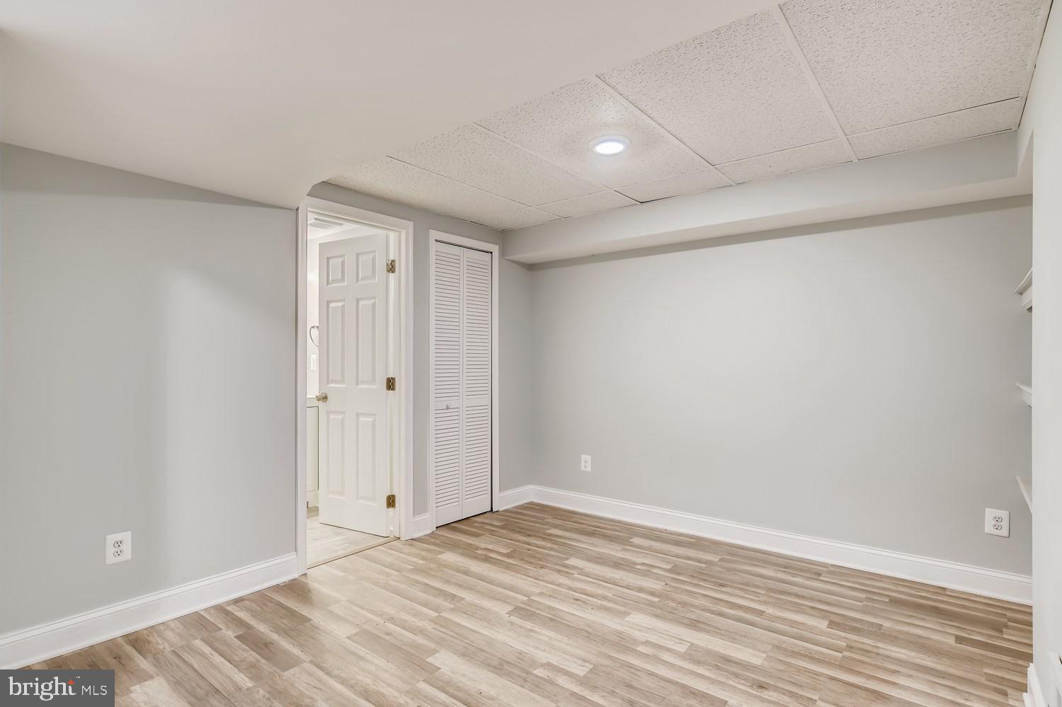 CHESTERFIELD - Residential