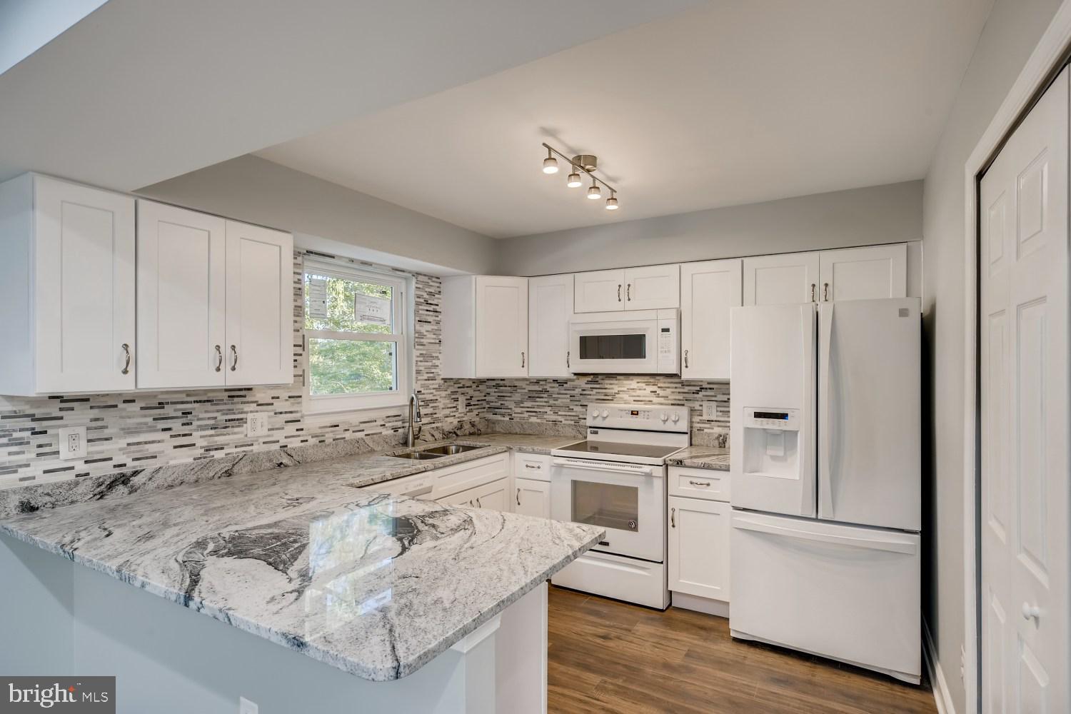 CHESTERFIELD - Residential