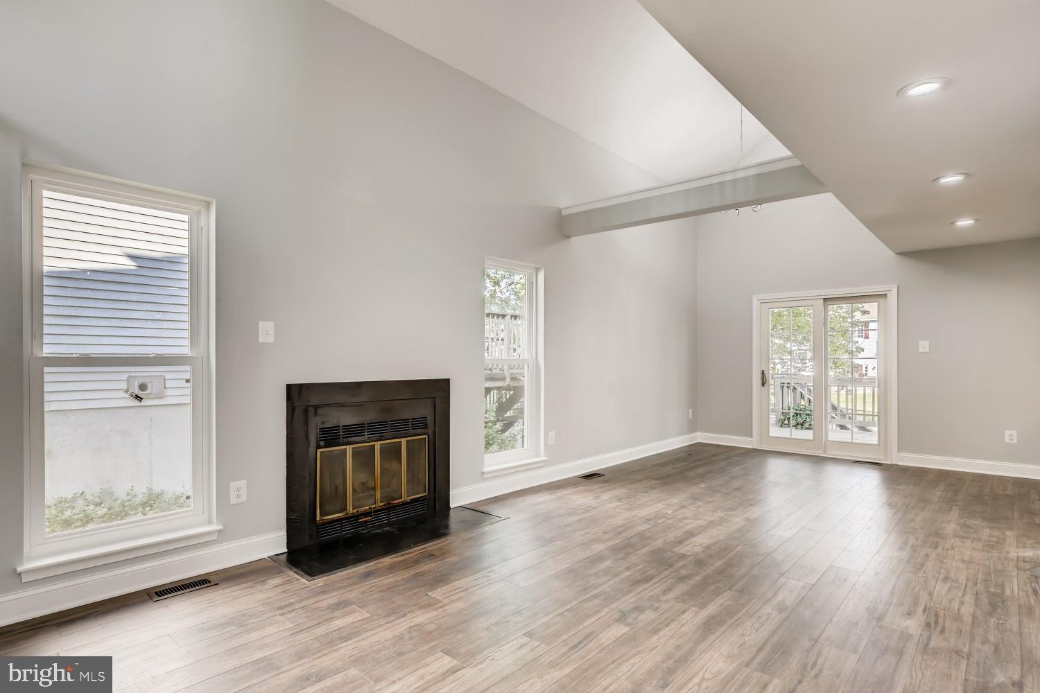 CHESTERFIELD - Residential