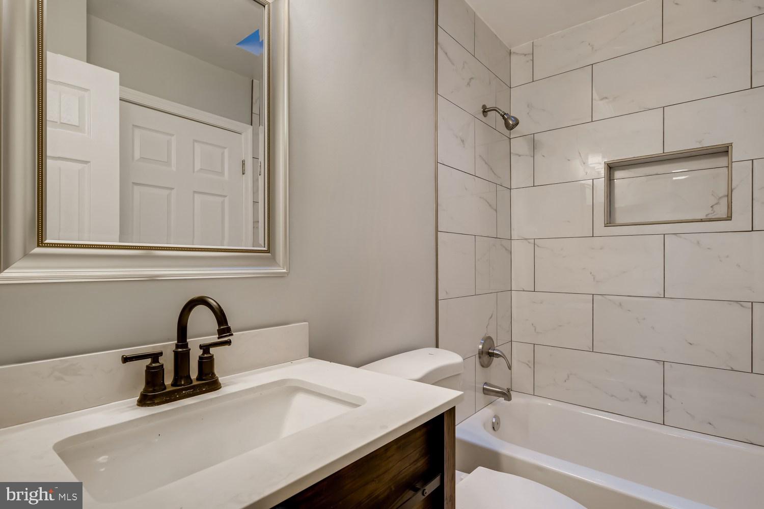 CHESTERFIELD - Residential