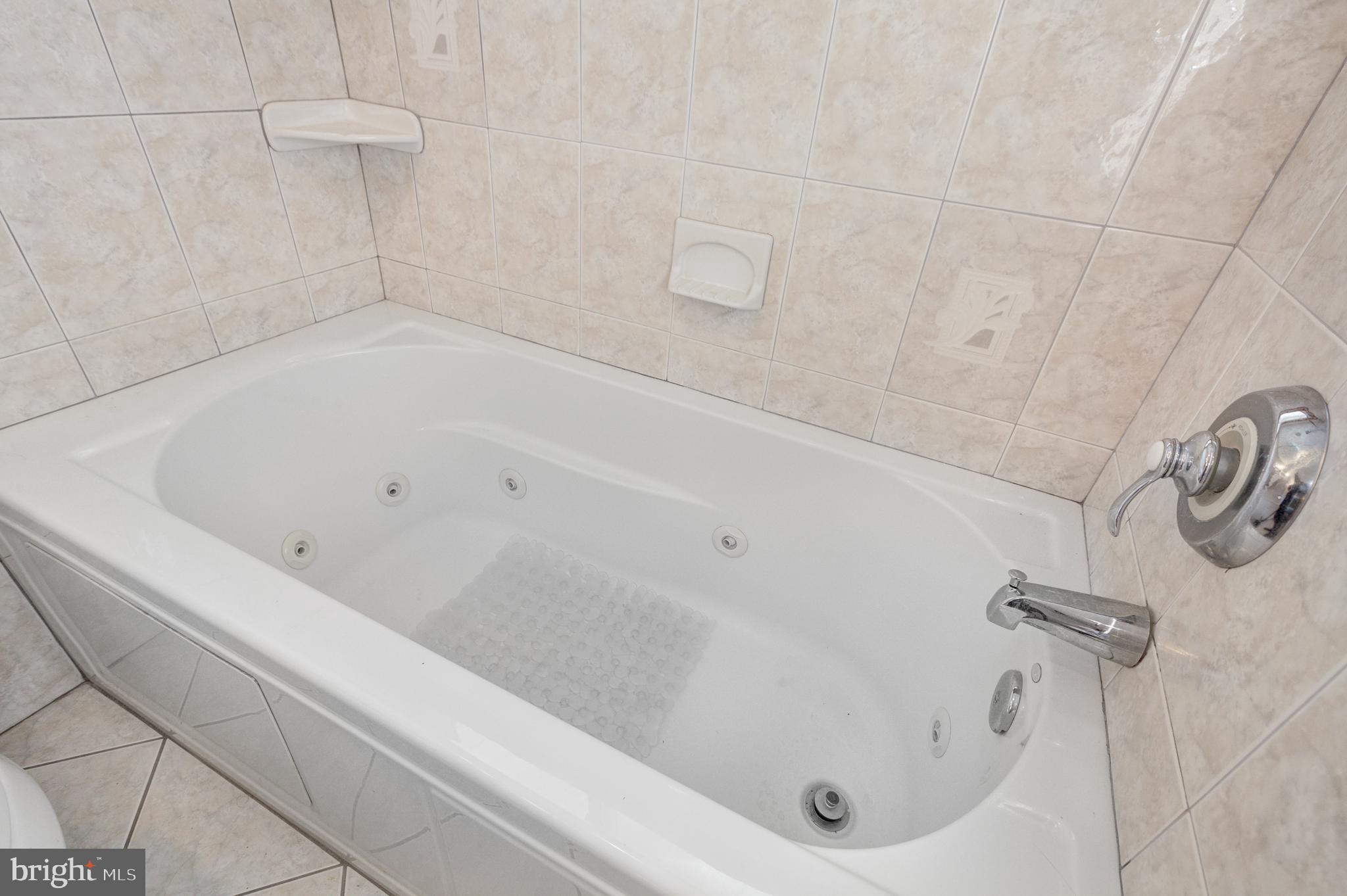 GREEN HILLS - Residential