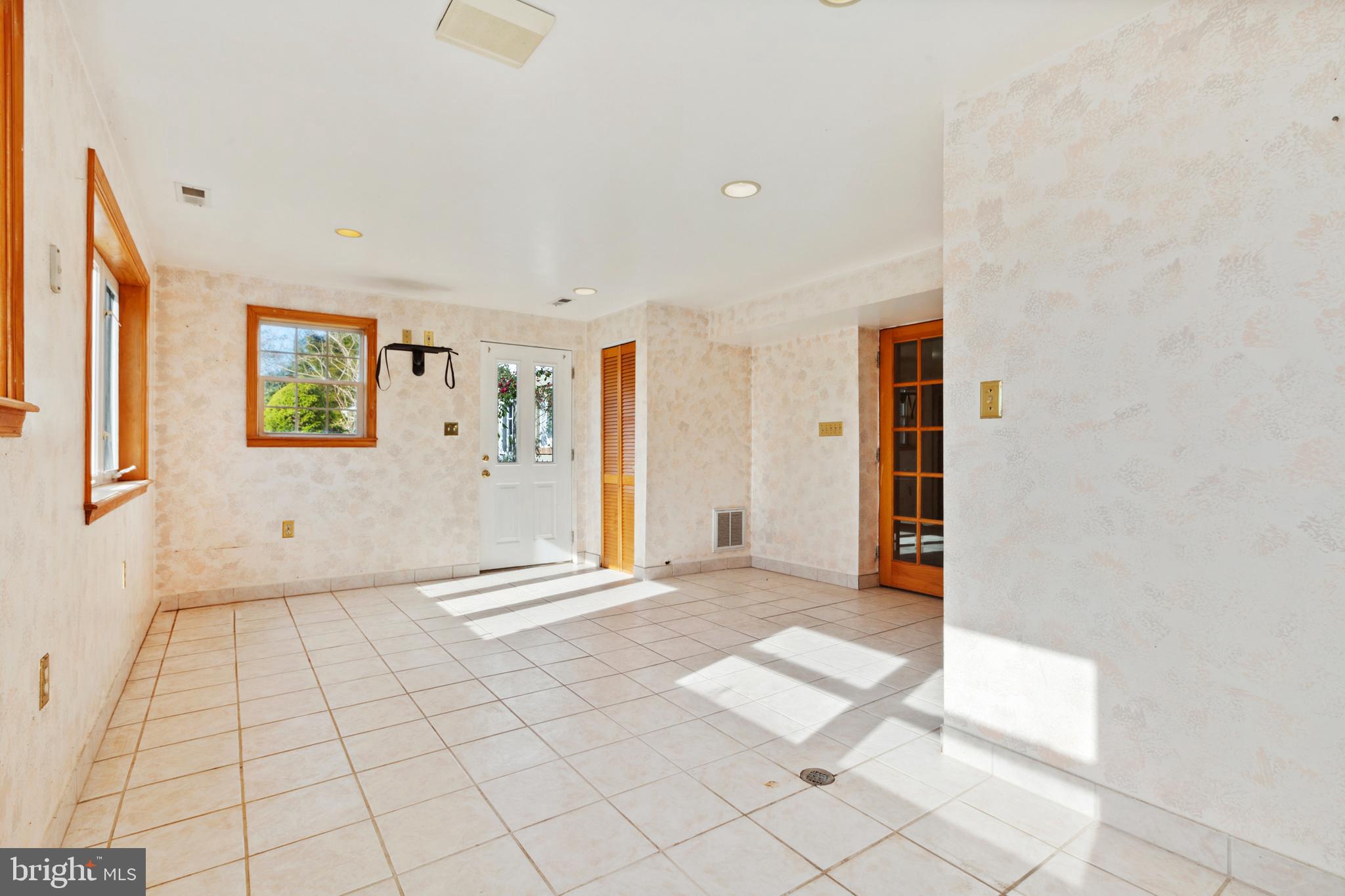 GREEN HILLS - Residential