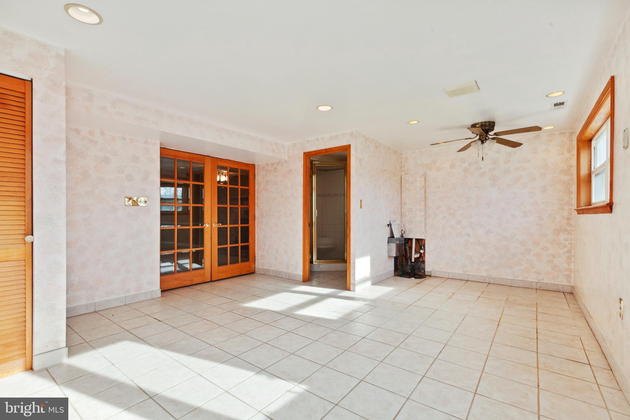 GREEN HILLS - Residential