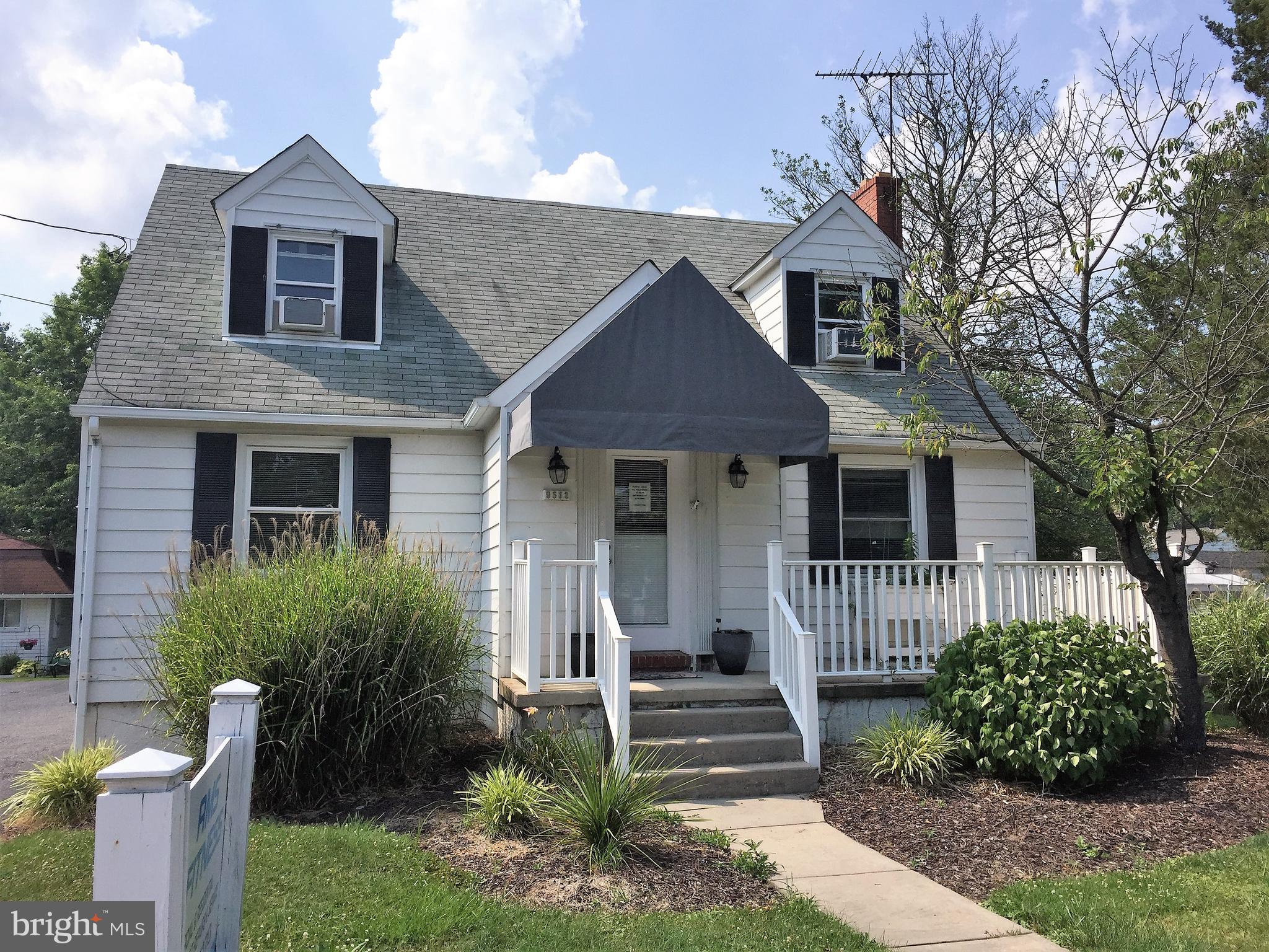 PERRY HALL - Residential Lease