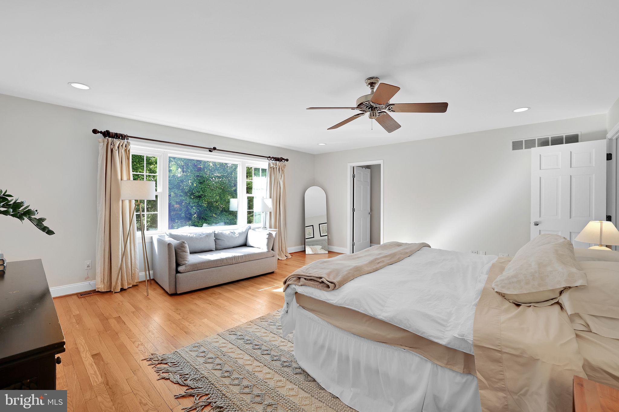 LONG GREEN VALLEY - Residential