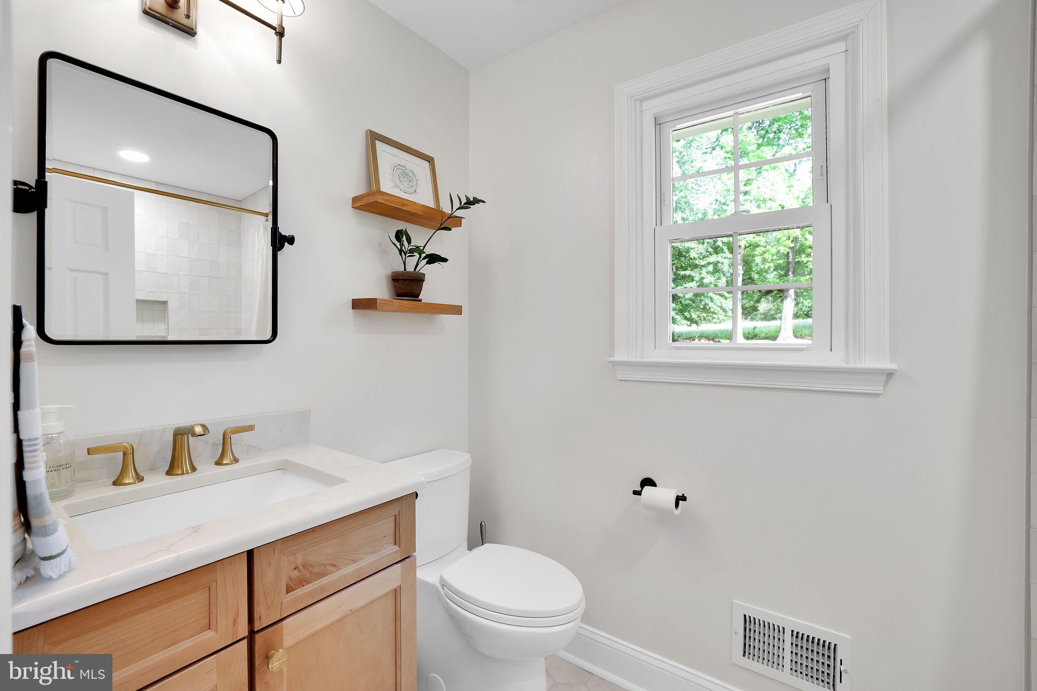 LONG GREEN VALLEY - Residential