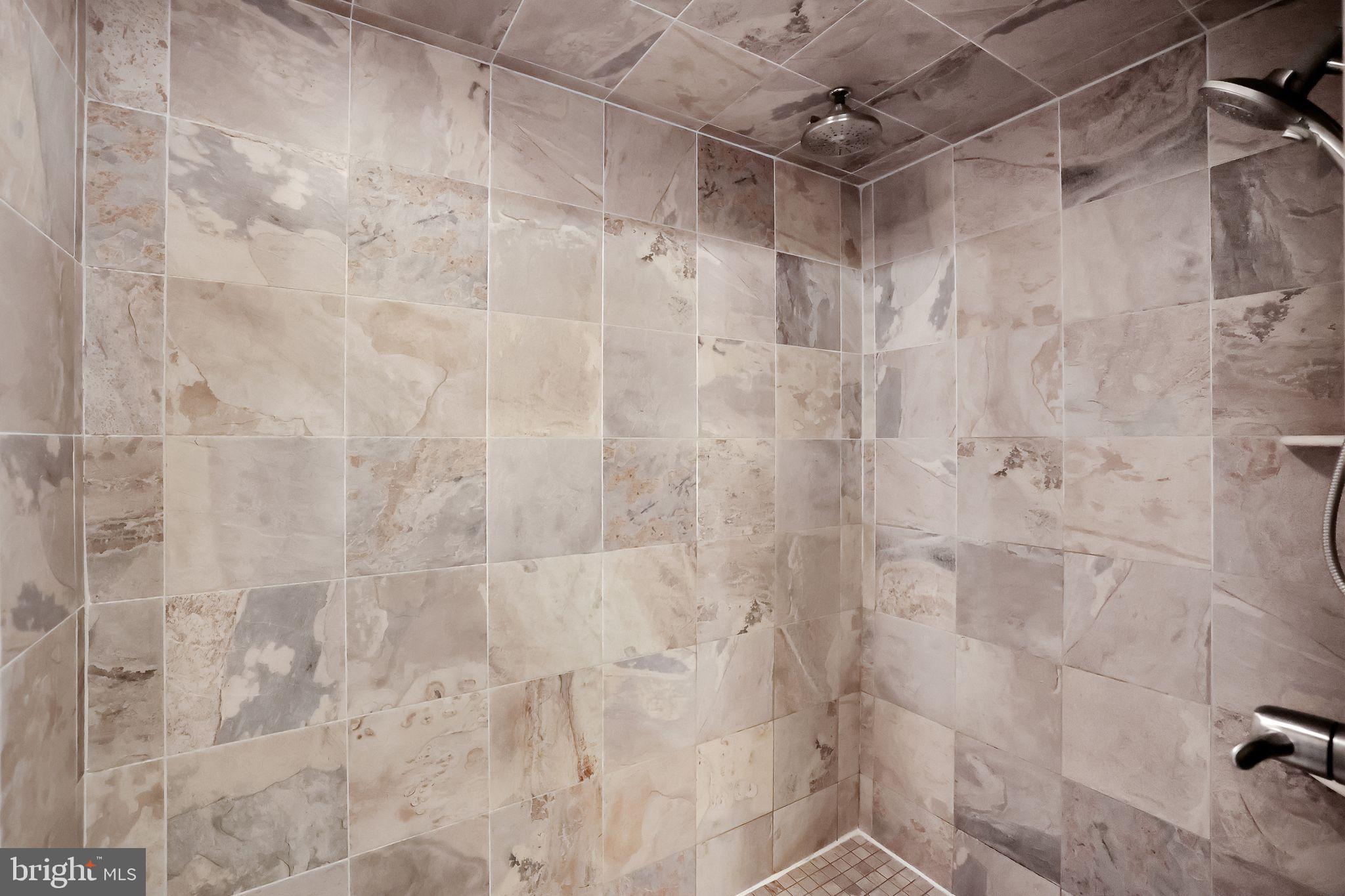 LONG GREEN VALLEY - Residential