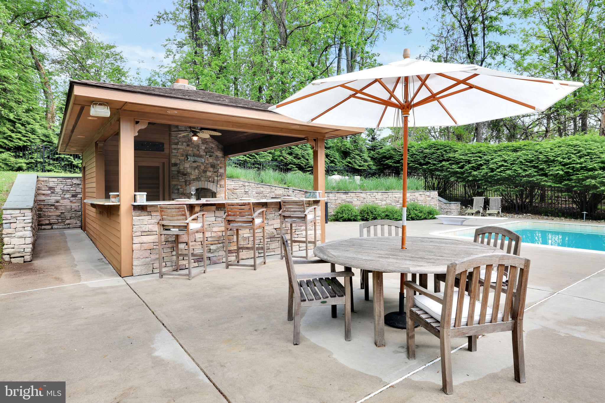 LONG GREEN VALLEY - Residential