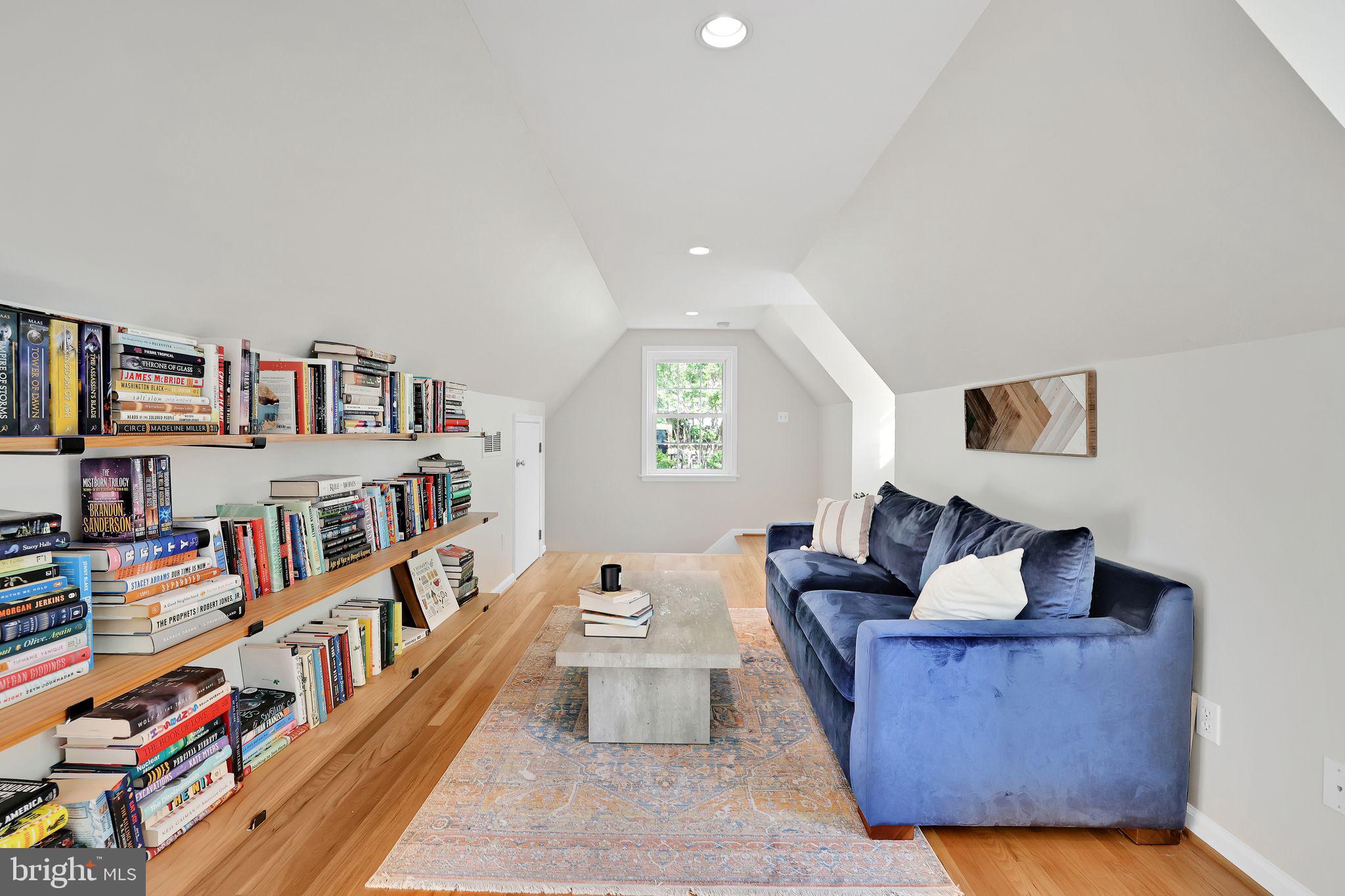 LONG GREEN VALLEY - Residential