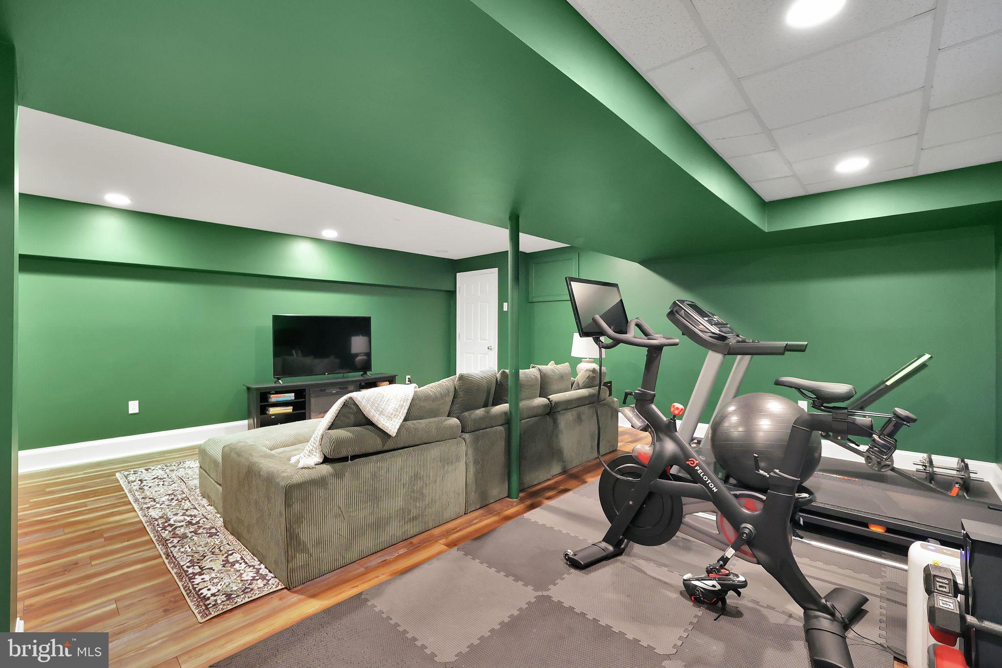 LONG GREEN VALLEY - Residential