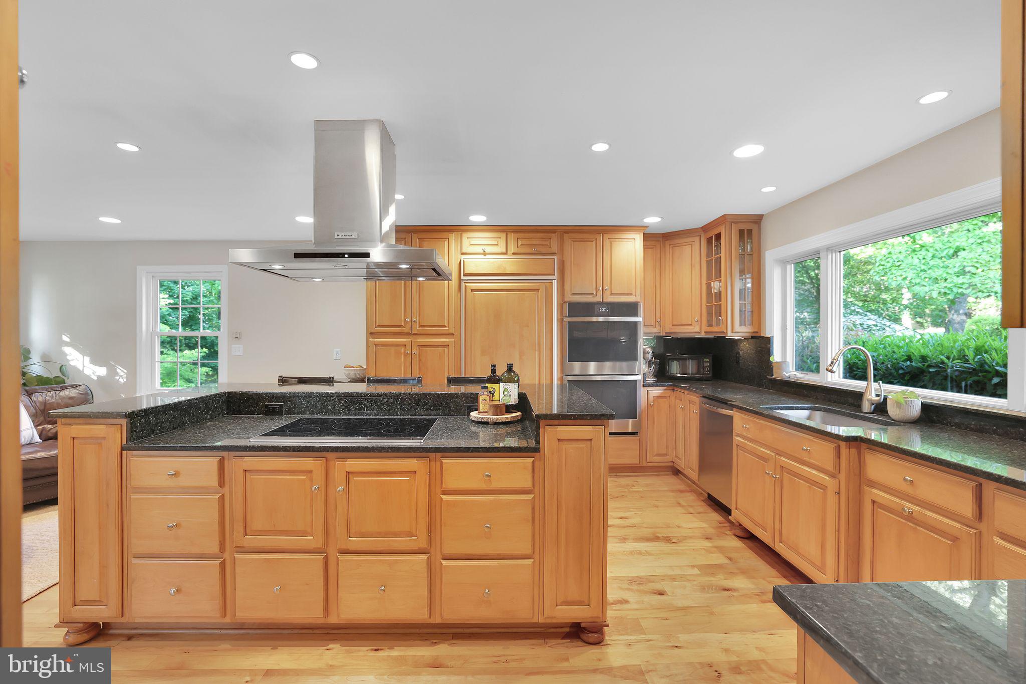 LONG GREEN VALLEY - Residential