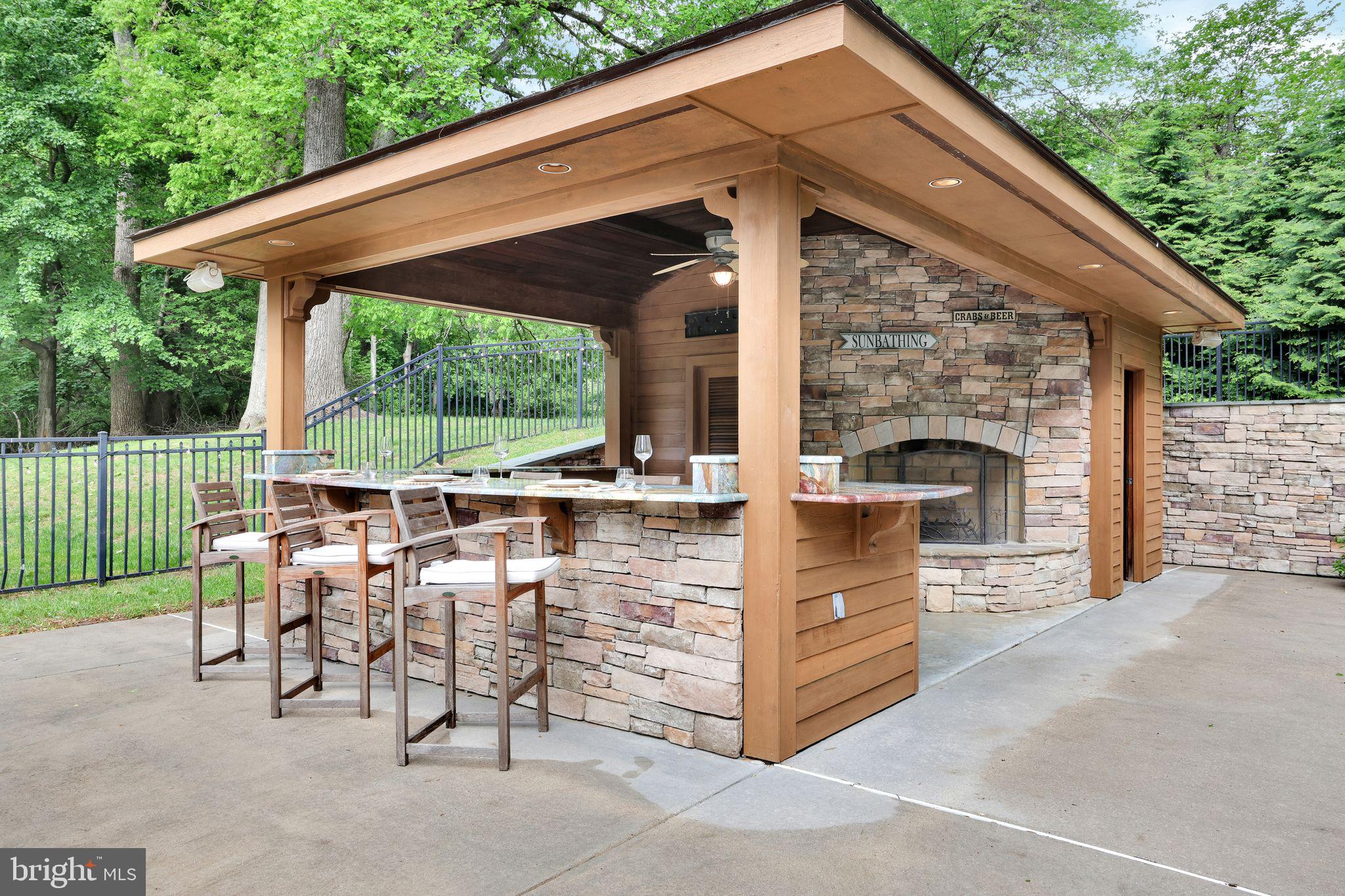 LONG GREEN VALLEY - Residential