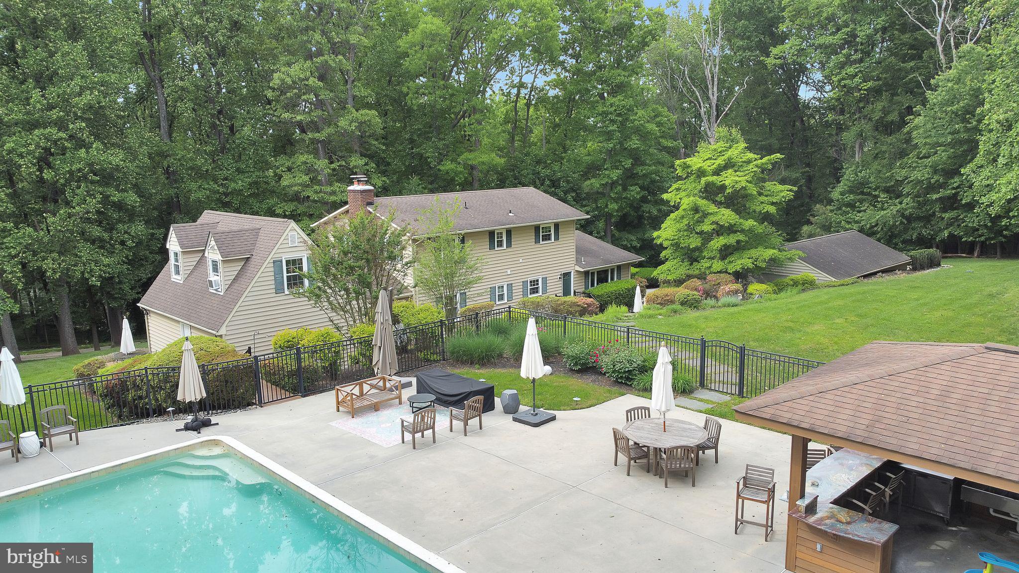 LONG GREEN VALLEY - Residential