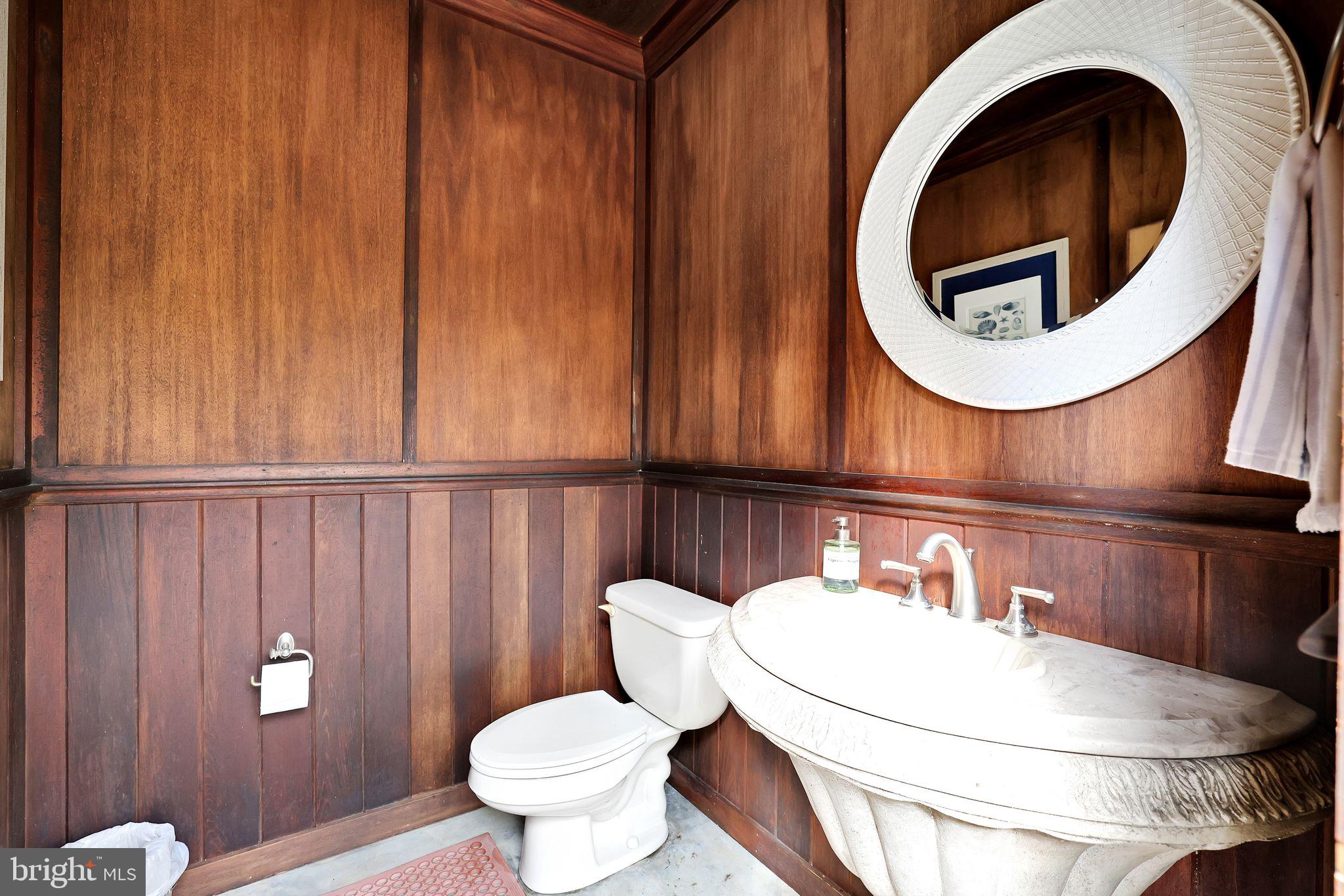 LONG GREEN VALLEY - Residential