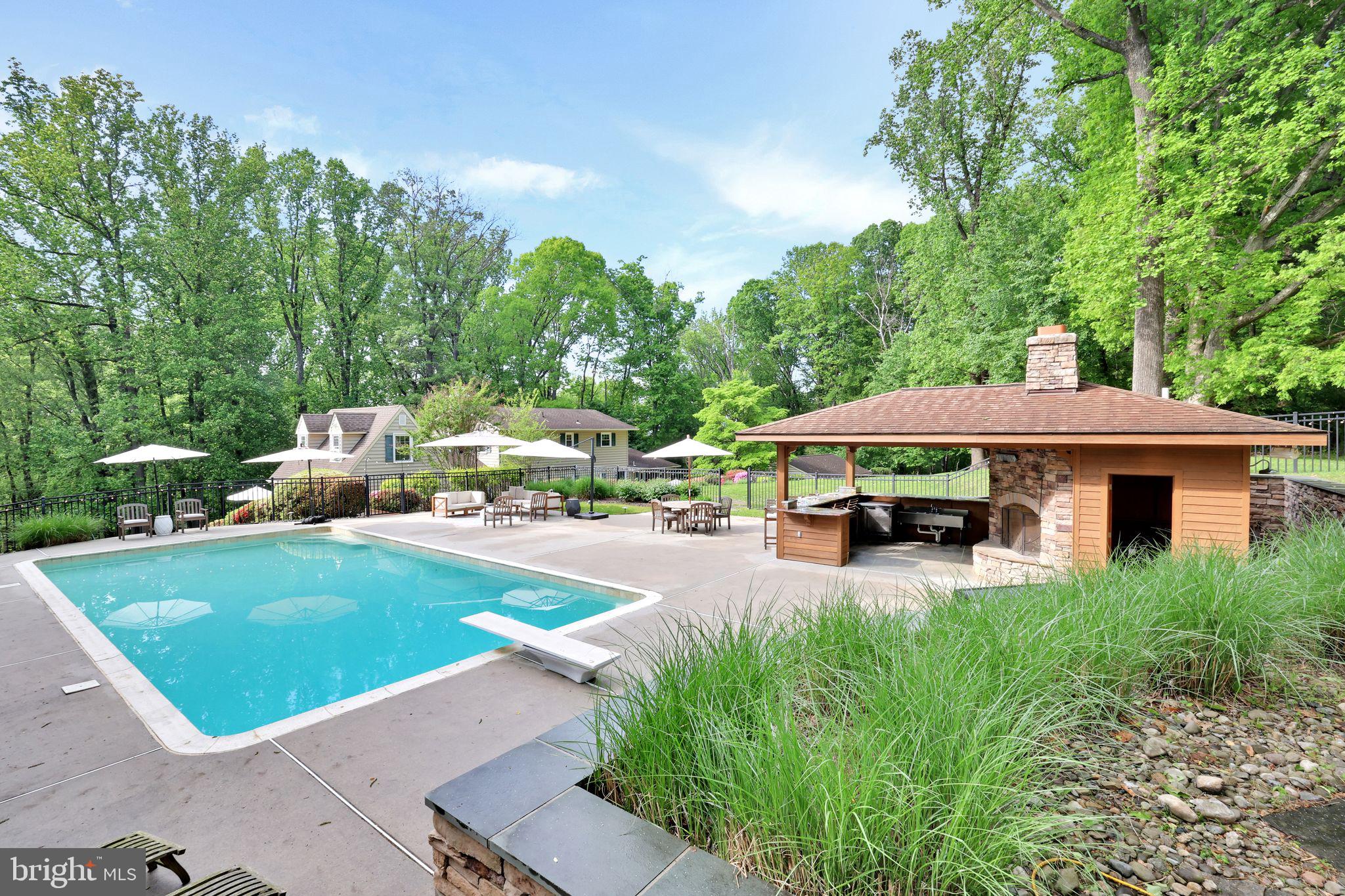 5501 WILLIAMS ROAD