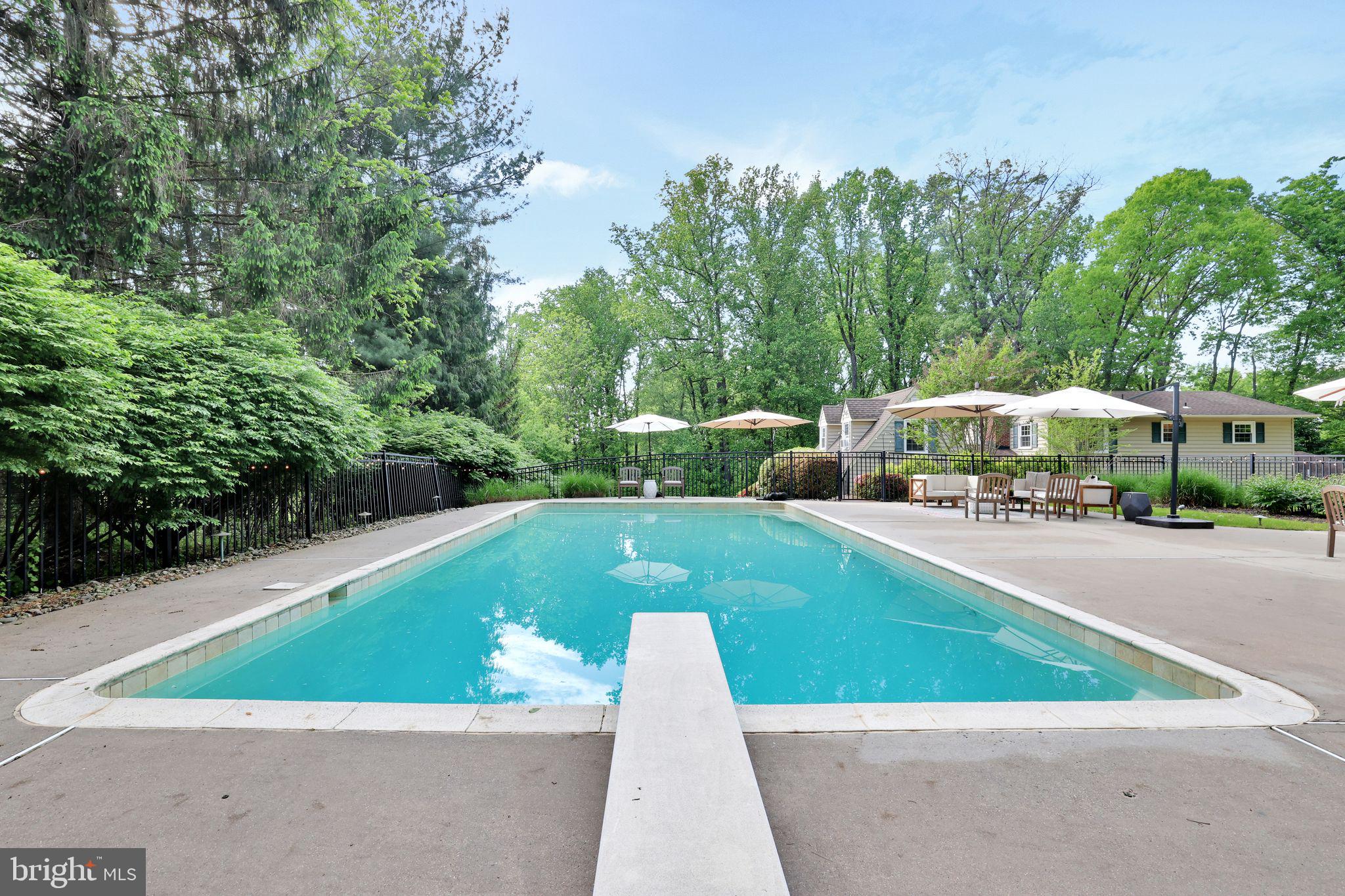 LONG GREEN VALLEY - Residential