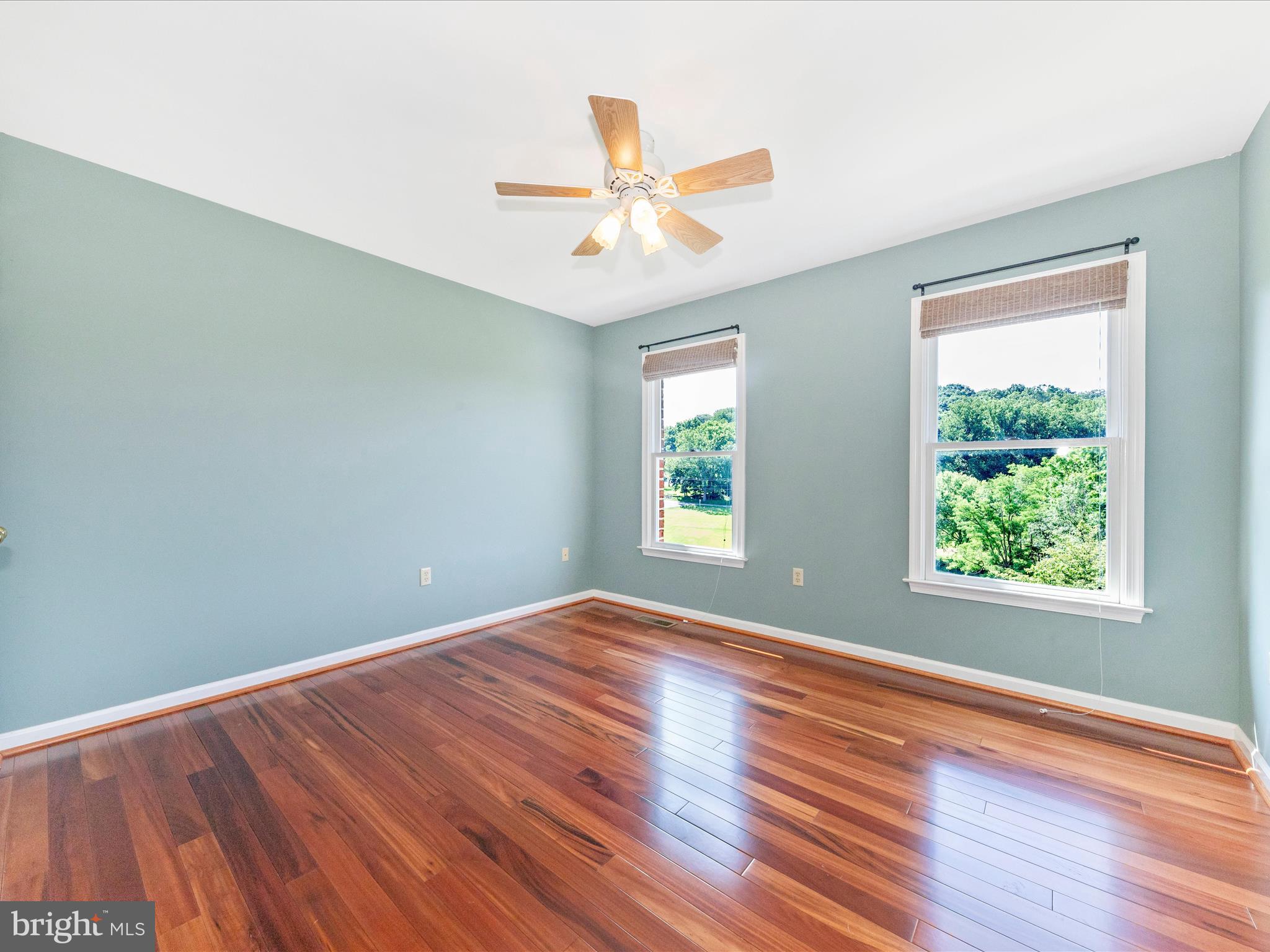 MYERSVILLE - Residential