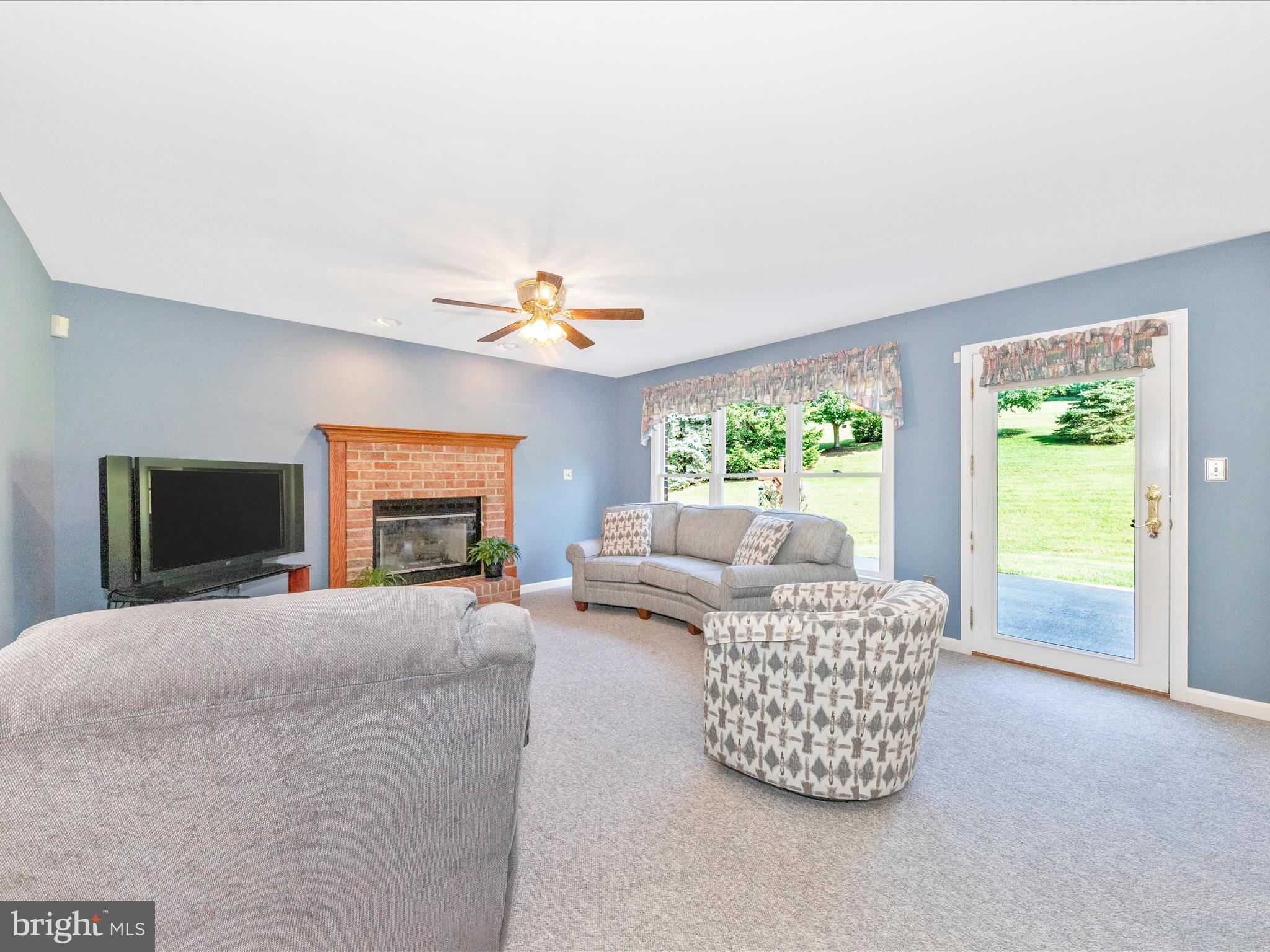 MYERSVILLE - Residential