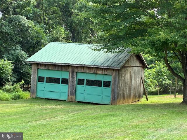 MYERSVILLE - Residential