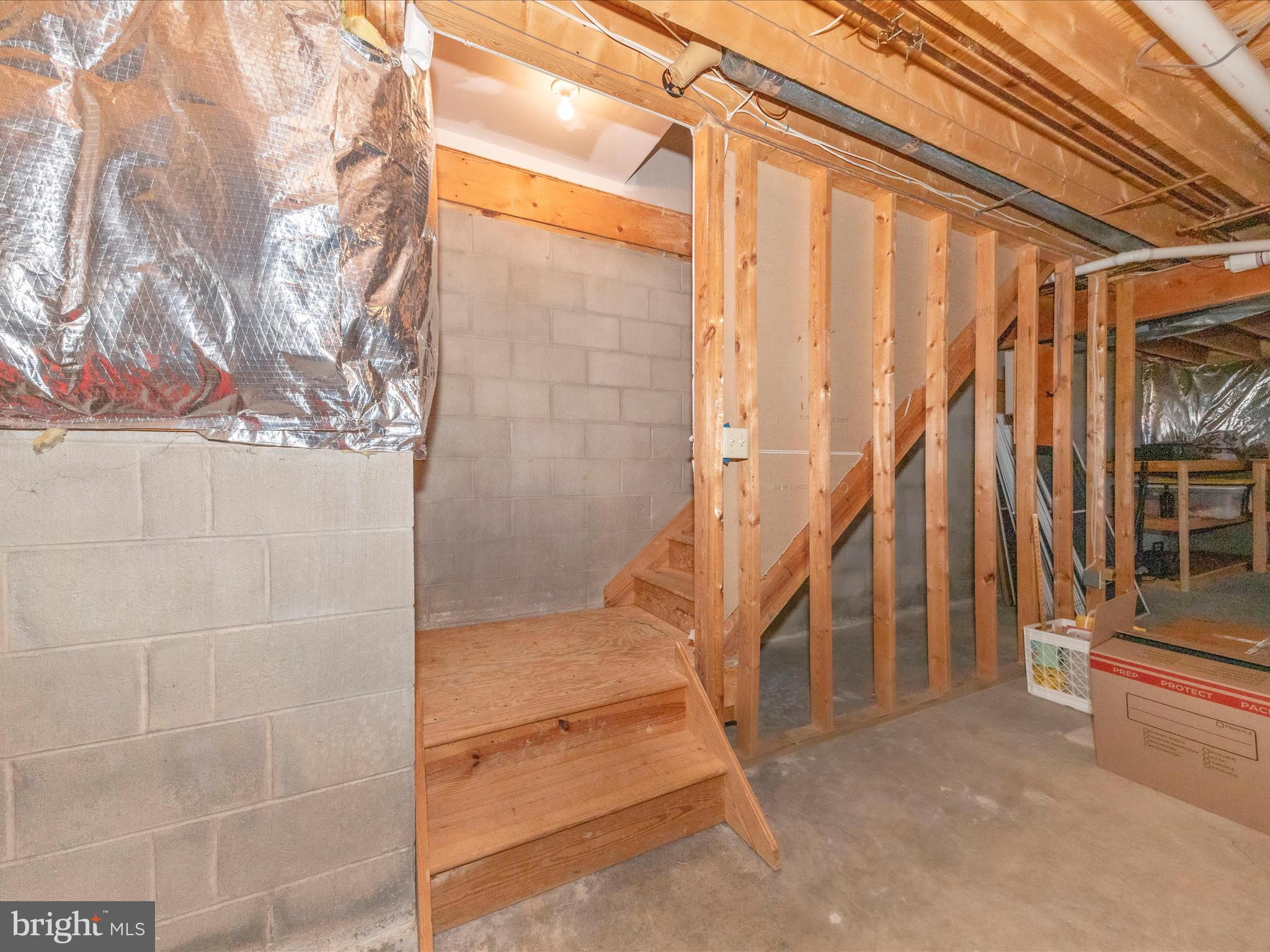 MYERSVILLE - Residential