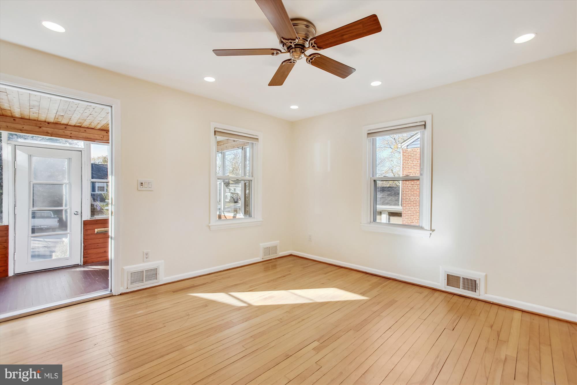 JEFFERSON MANOR - Residential Lease