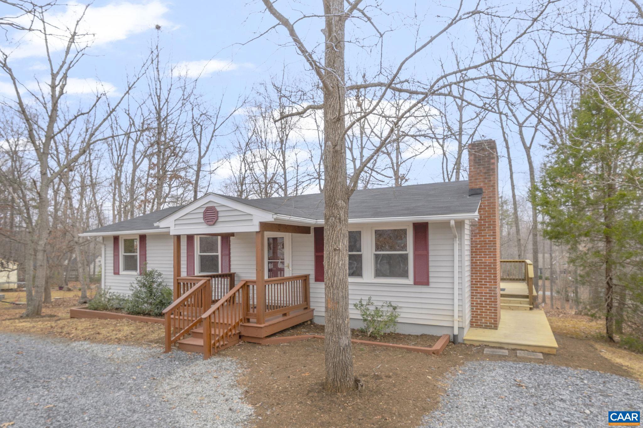 LAKE MONTICELLO - Residential