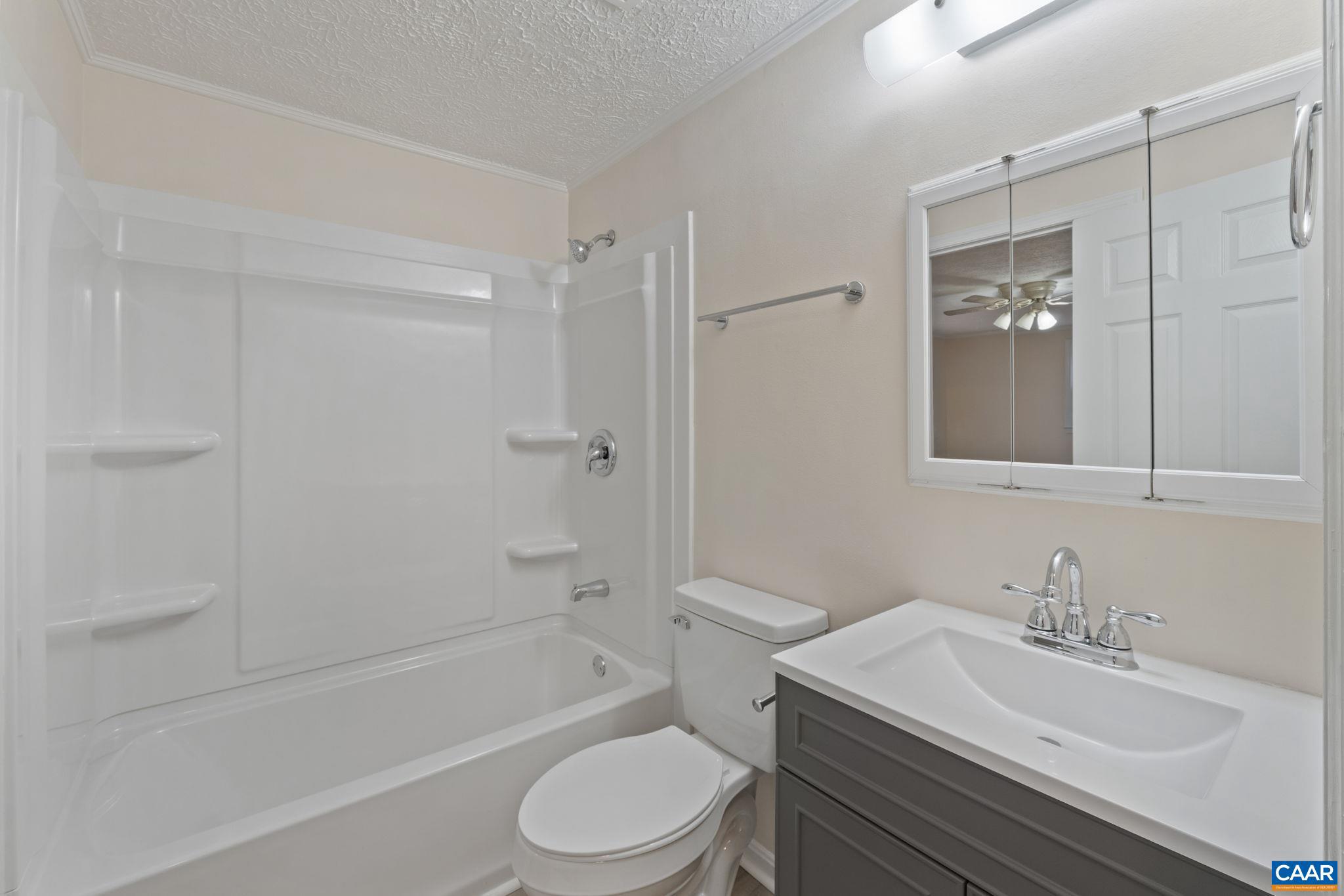 LAKE MONTICELLO - Residential