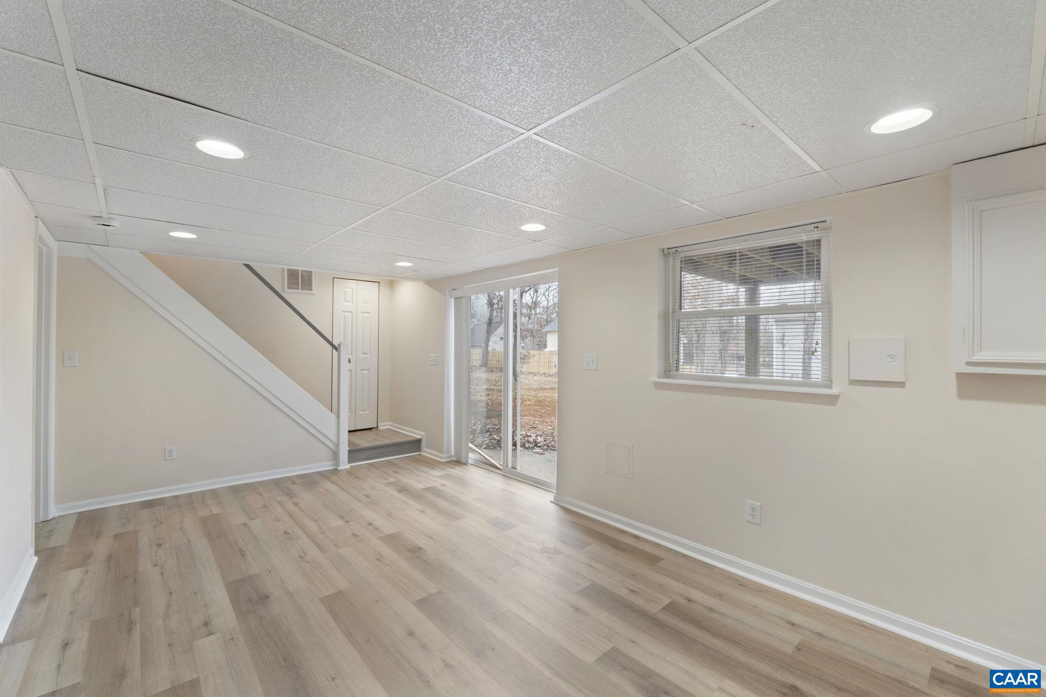 LAKE MONTICELLO - Residential