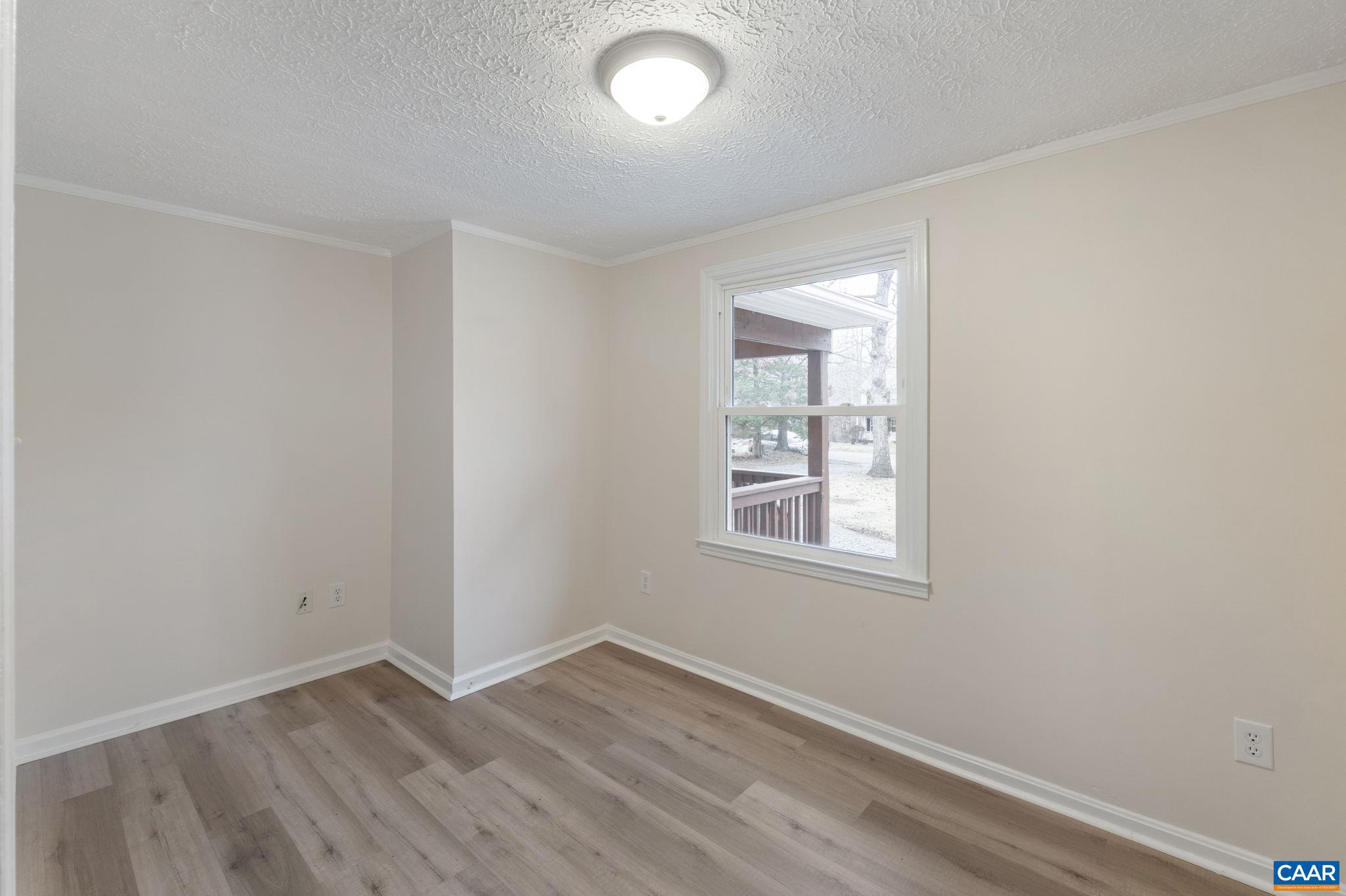 LAKE MONTICELLO - Residential