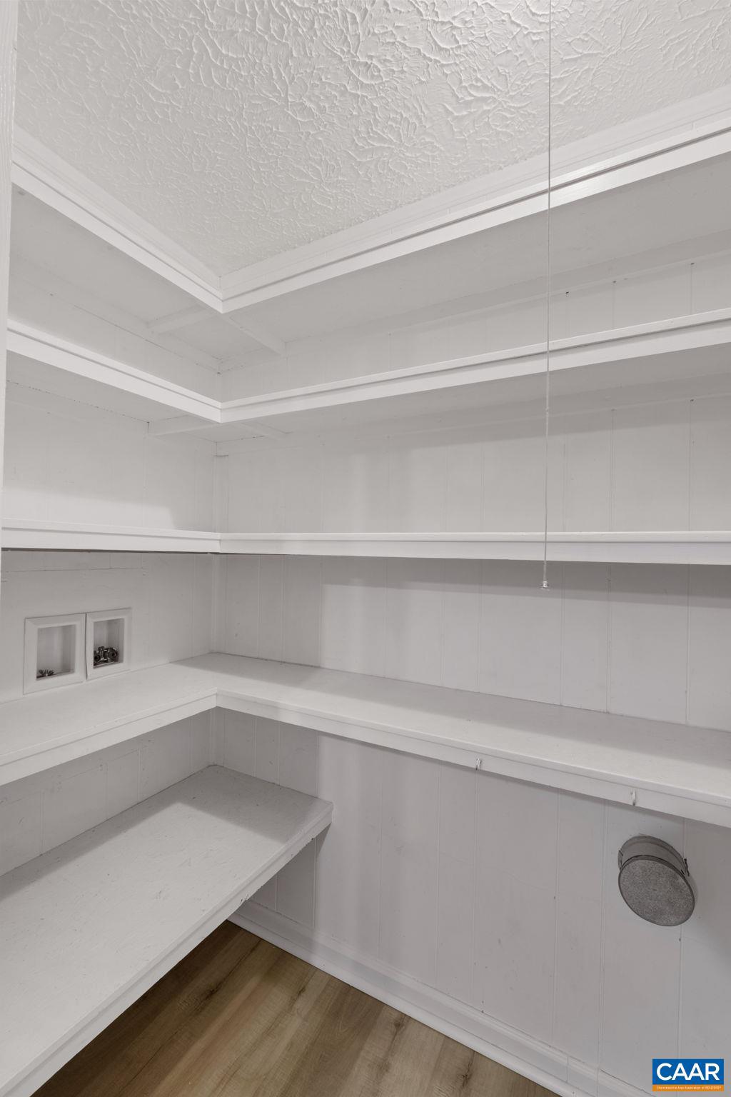 LAKE MONTICELLO - Residential